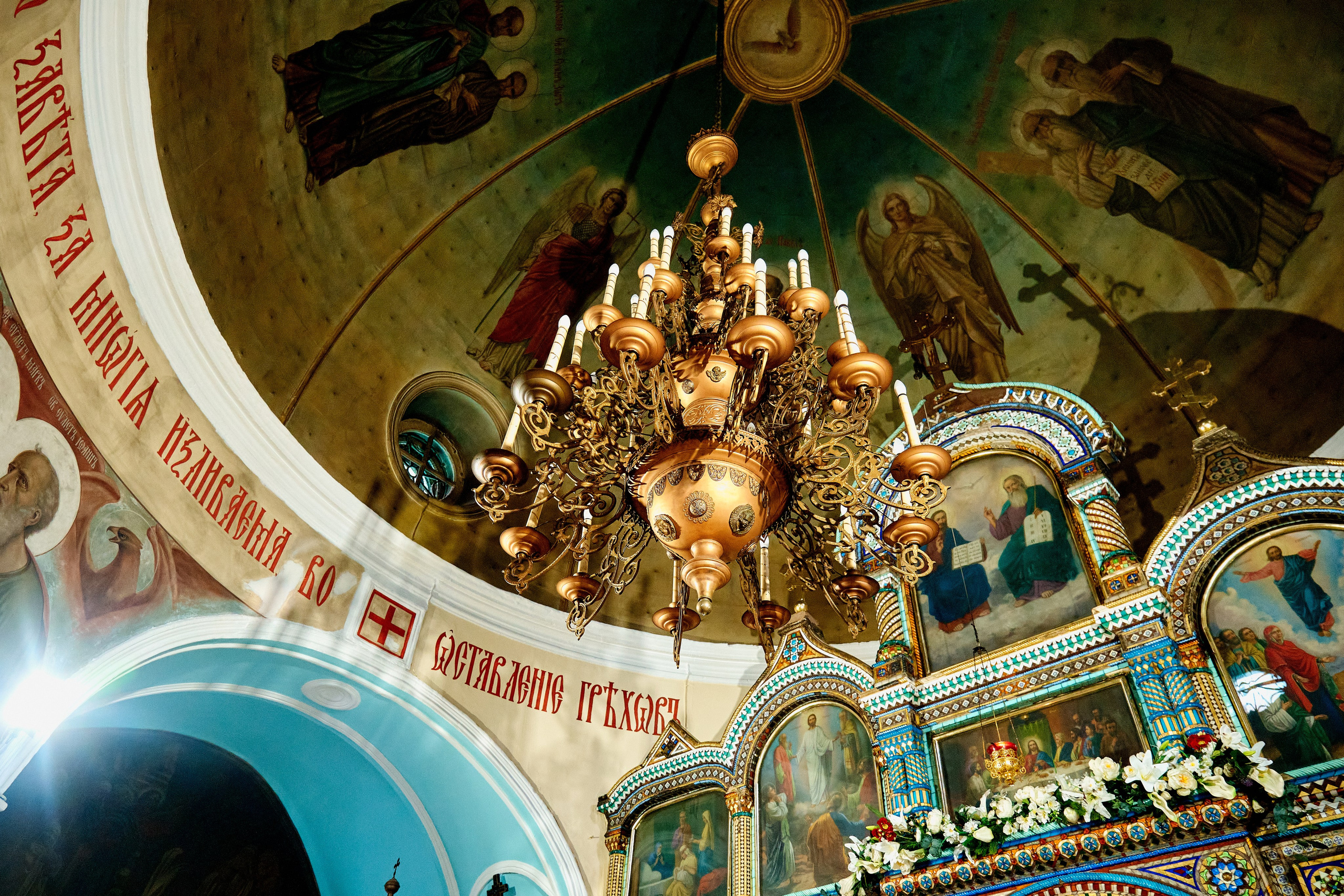 Крестины. Храм всех святых