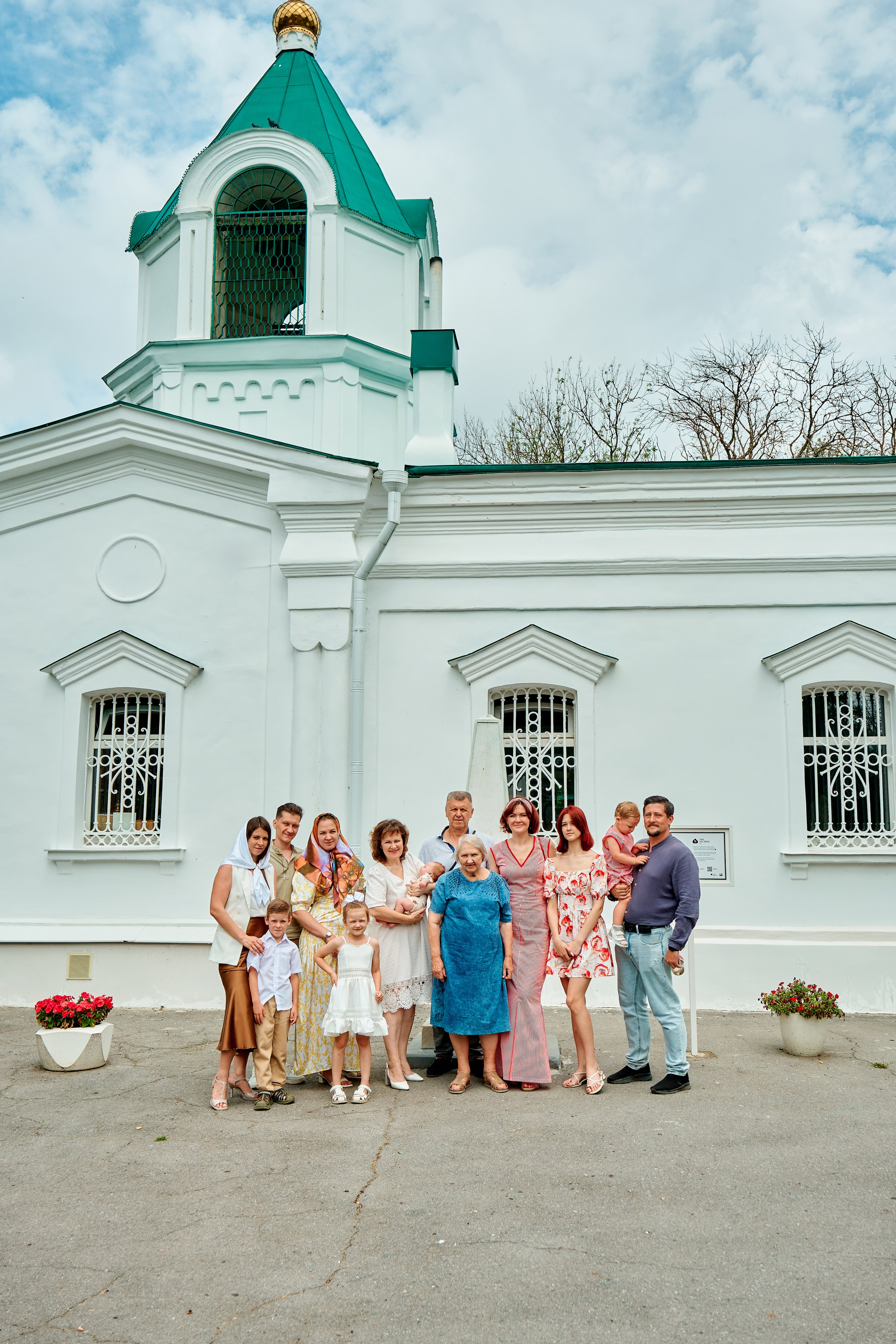 Крестины. Храм всех святых