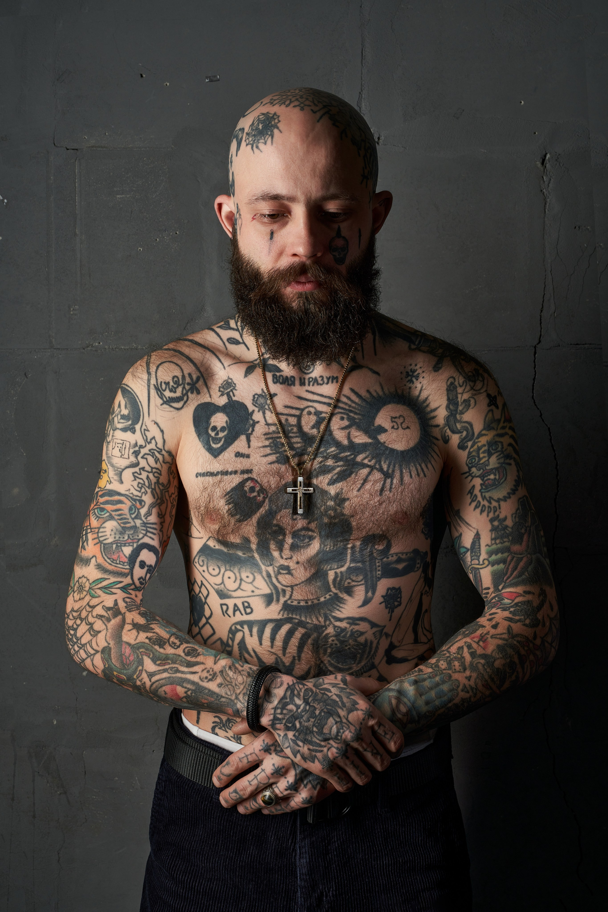 Съемка для каталогов и маркетплейсов, съемка 360 в Кирове. Фотограф/оператор для бизнеса в Кирове — Андрей Гурьянов