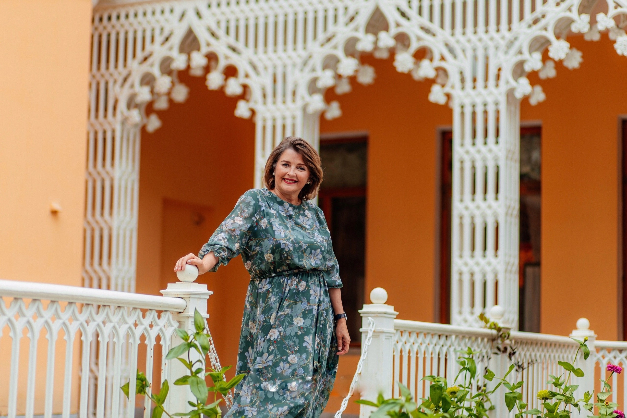 Летняя фотосессия в парке в Петергофе