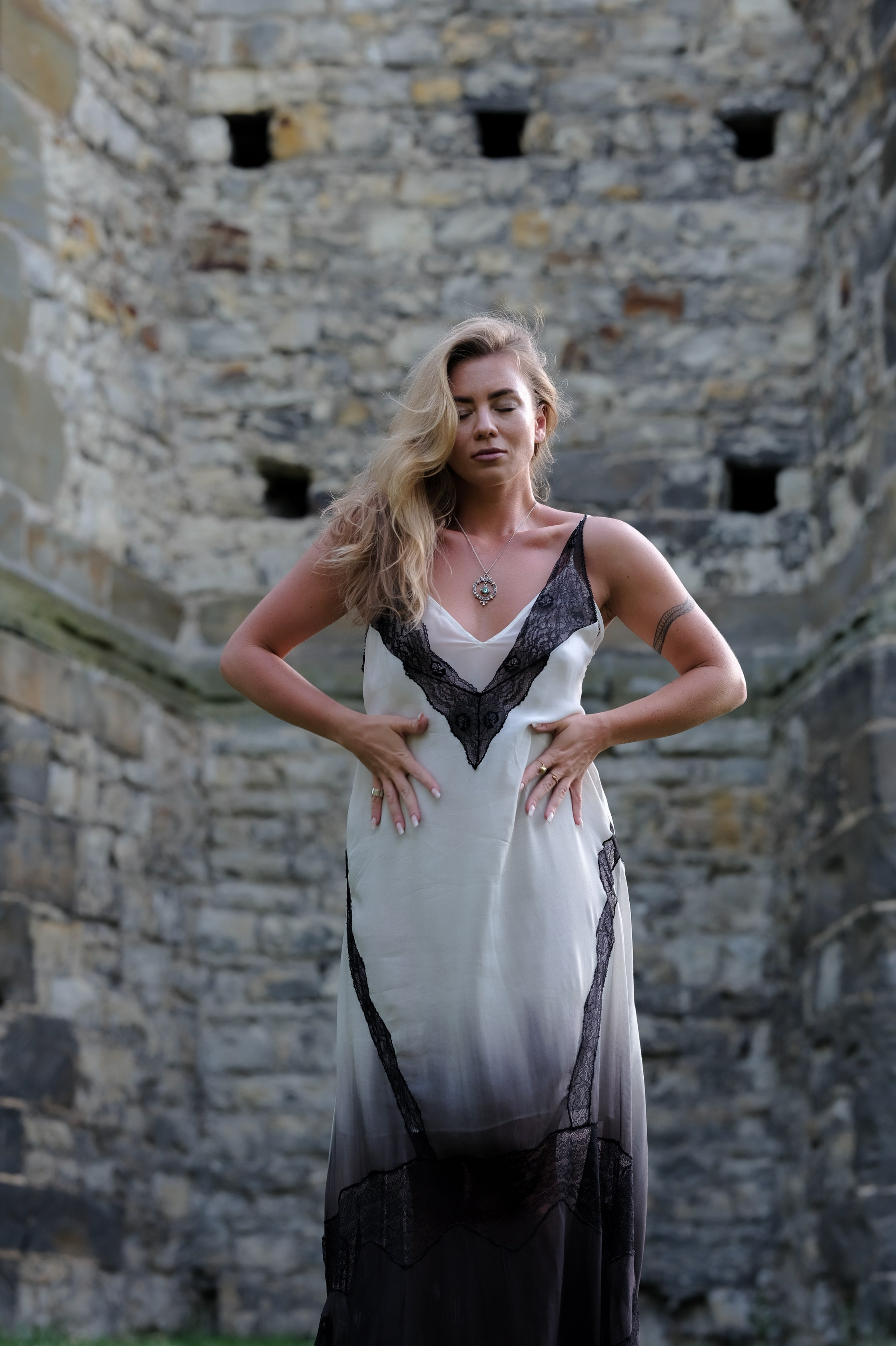 Настя. Фотограф в Москве и Праге: индивидуальные портреты, парные фотосессии