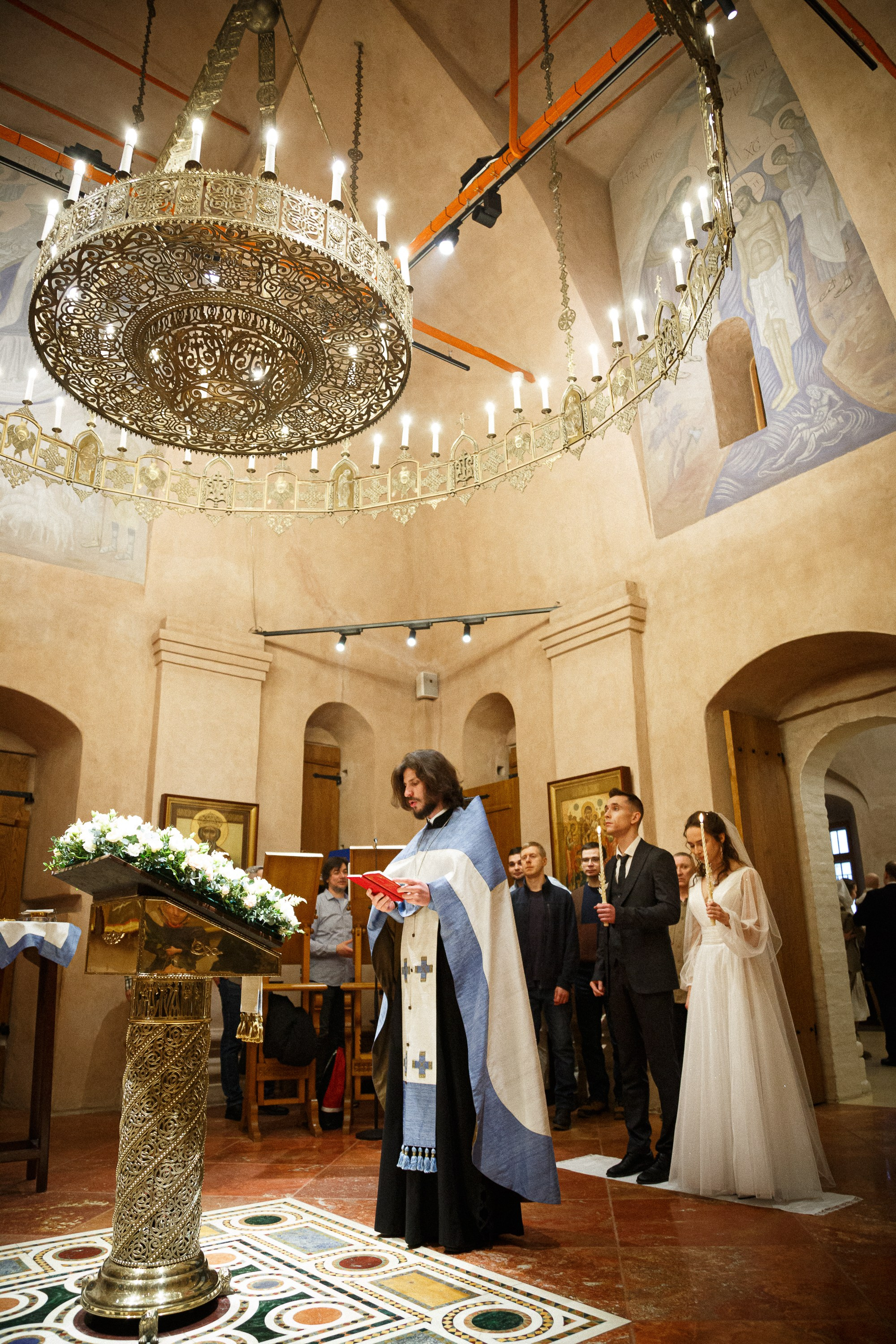 Венчание в храме Антипы Пергамского