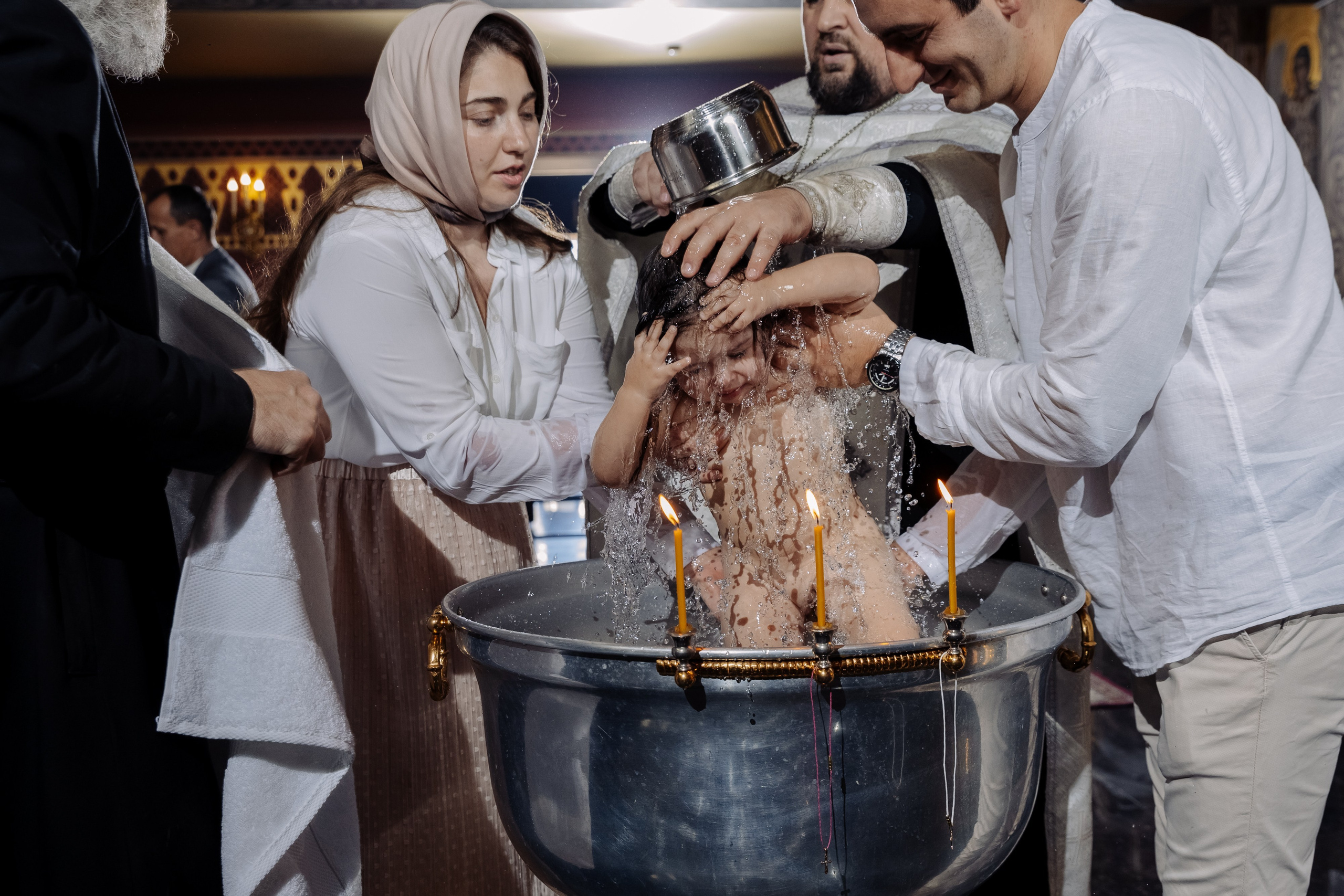 Храм Христа спасителя в Сочи. Семейный фотограф на крещение и венчание