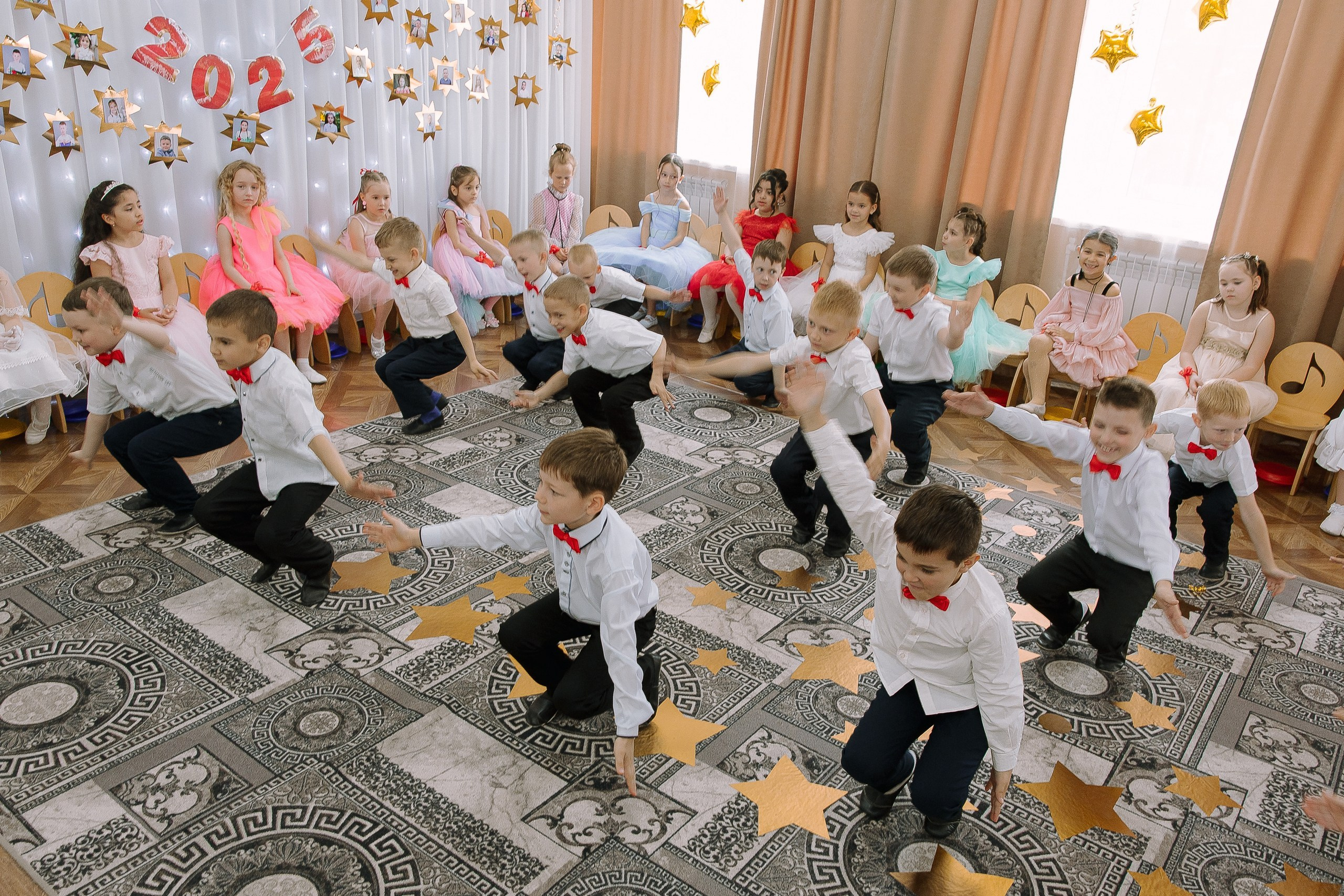 Выпускной в ДС 26. Выпускные альбомы Натальи Бутко: Новороссийск, Анапа, Геленджик