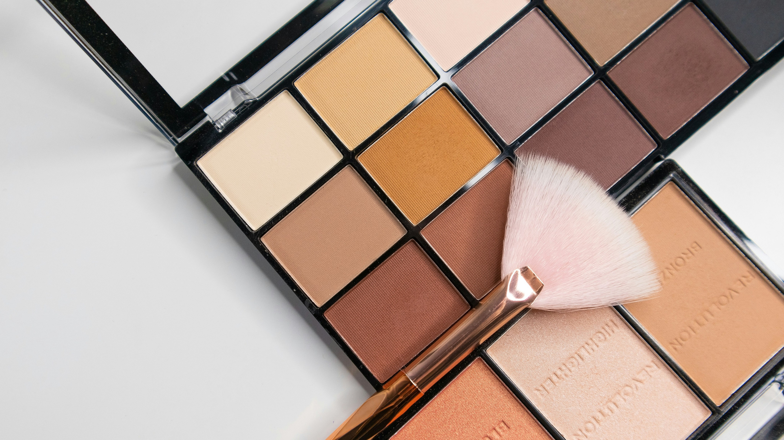 Предметная фотография для каталогов и маркетплейсов. Фотостудия T-CUBE