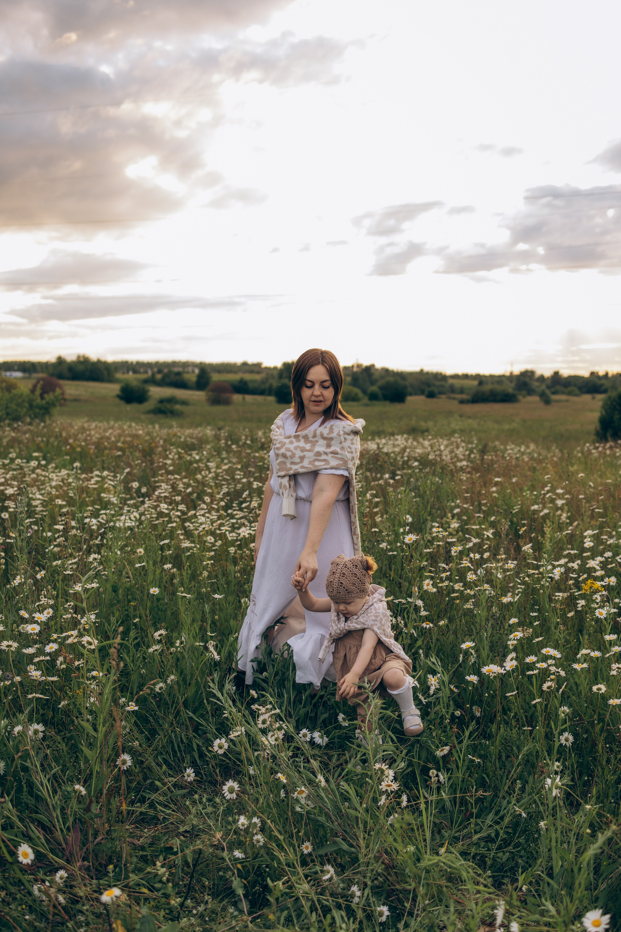 Мира и ромашки