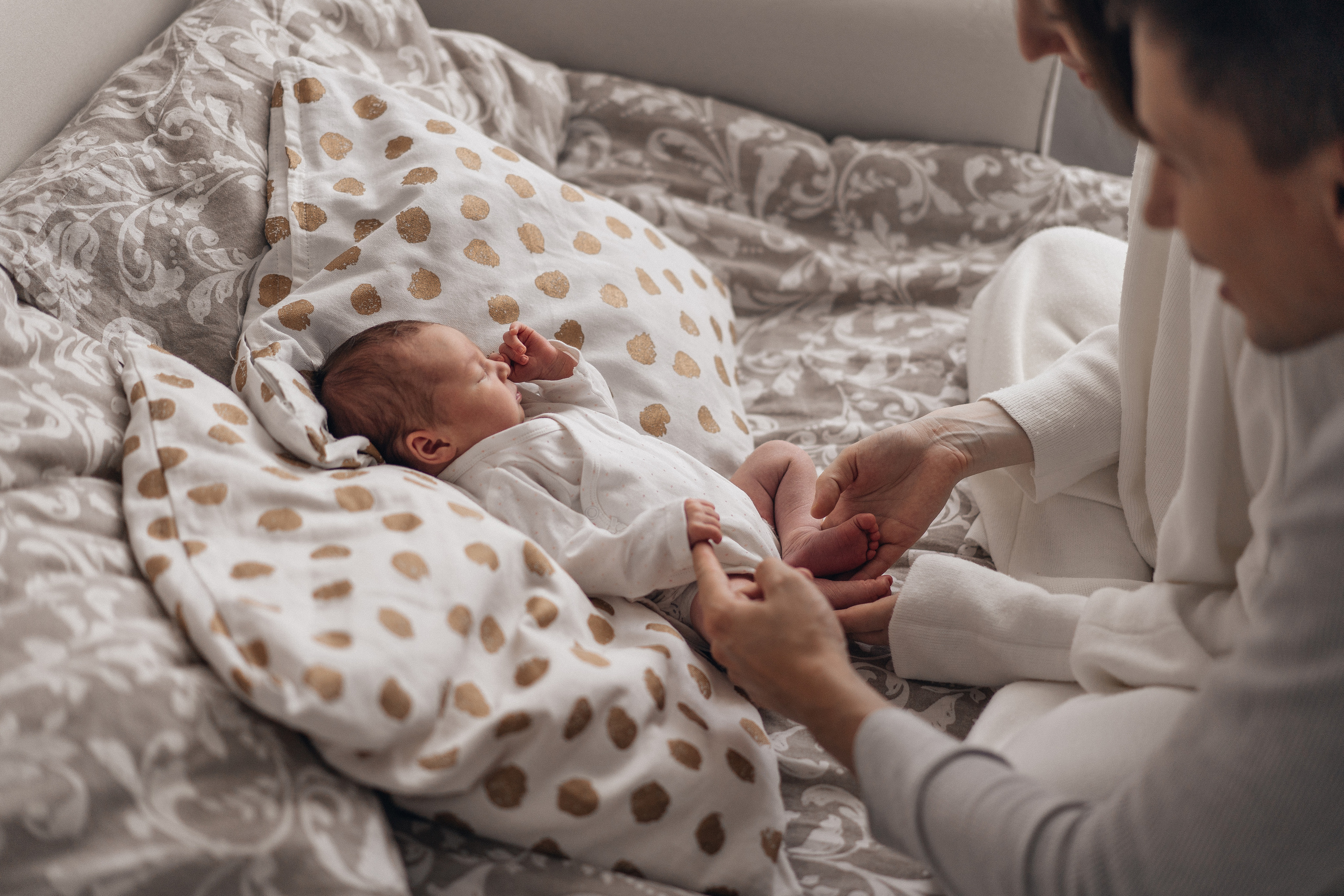 Полина и Андрей. Фотограф новорождённых малышей в Уфе
