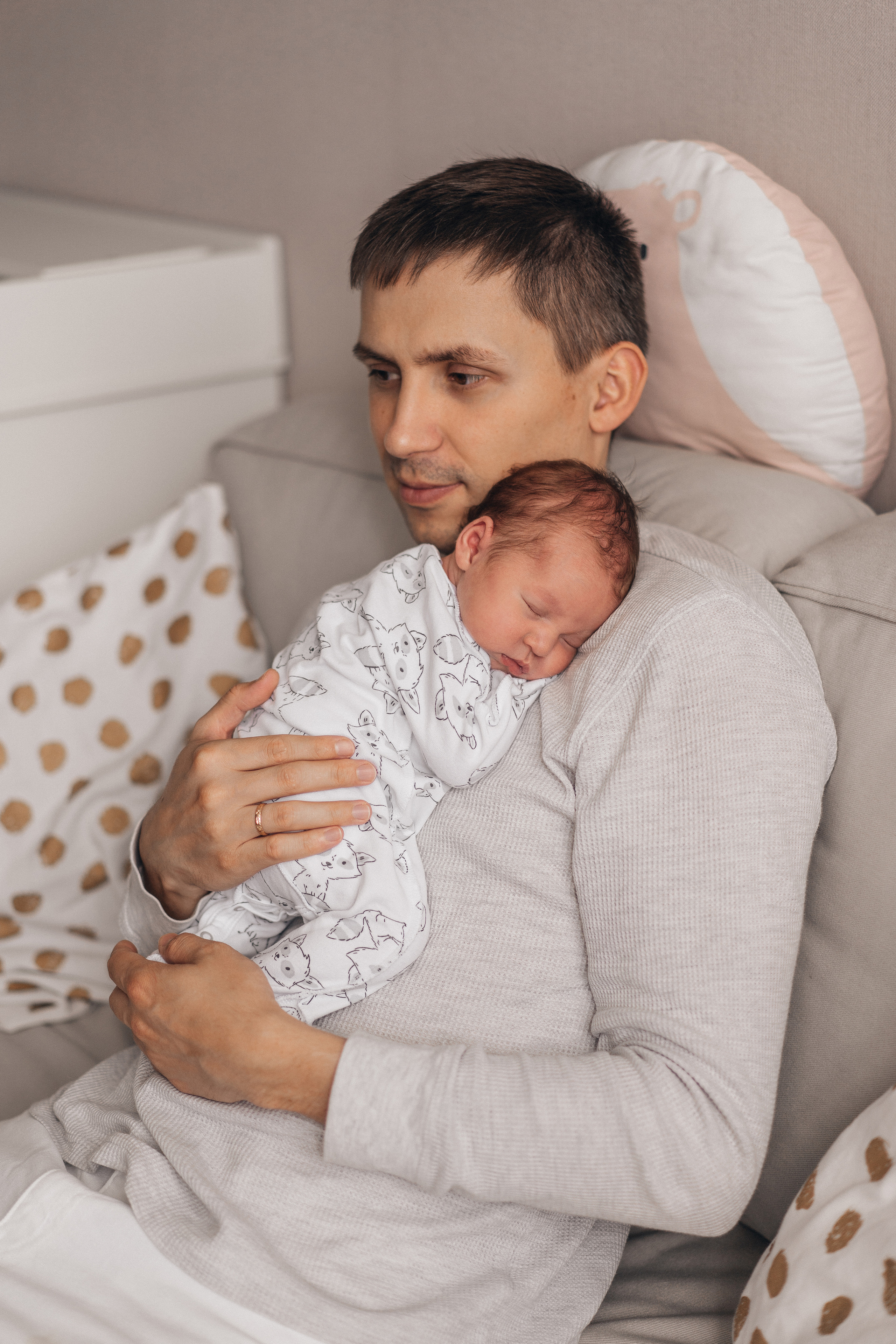 Полина и Андрей. Фотограф новорождённых малышей в Уфе