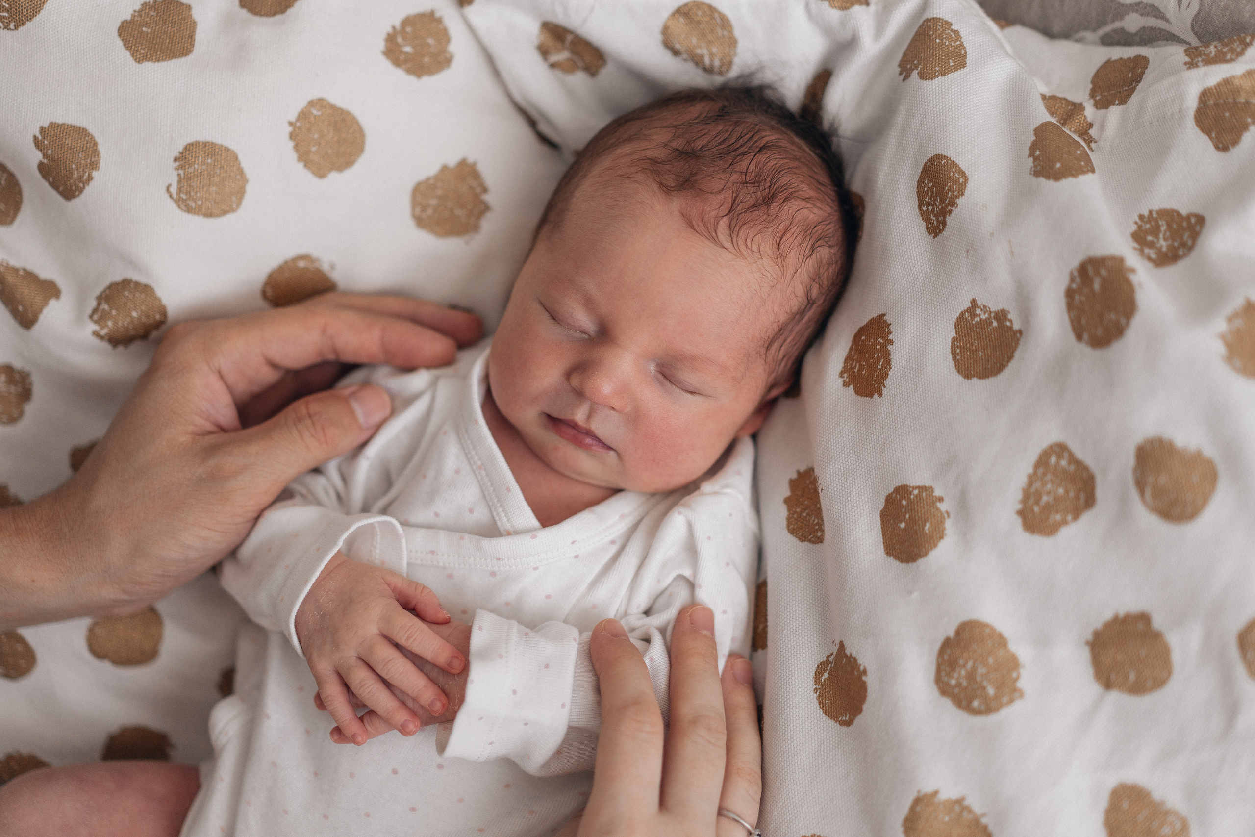 Полина и Андрей. Фотограф новорождённых малышей в Уфе