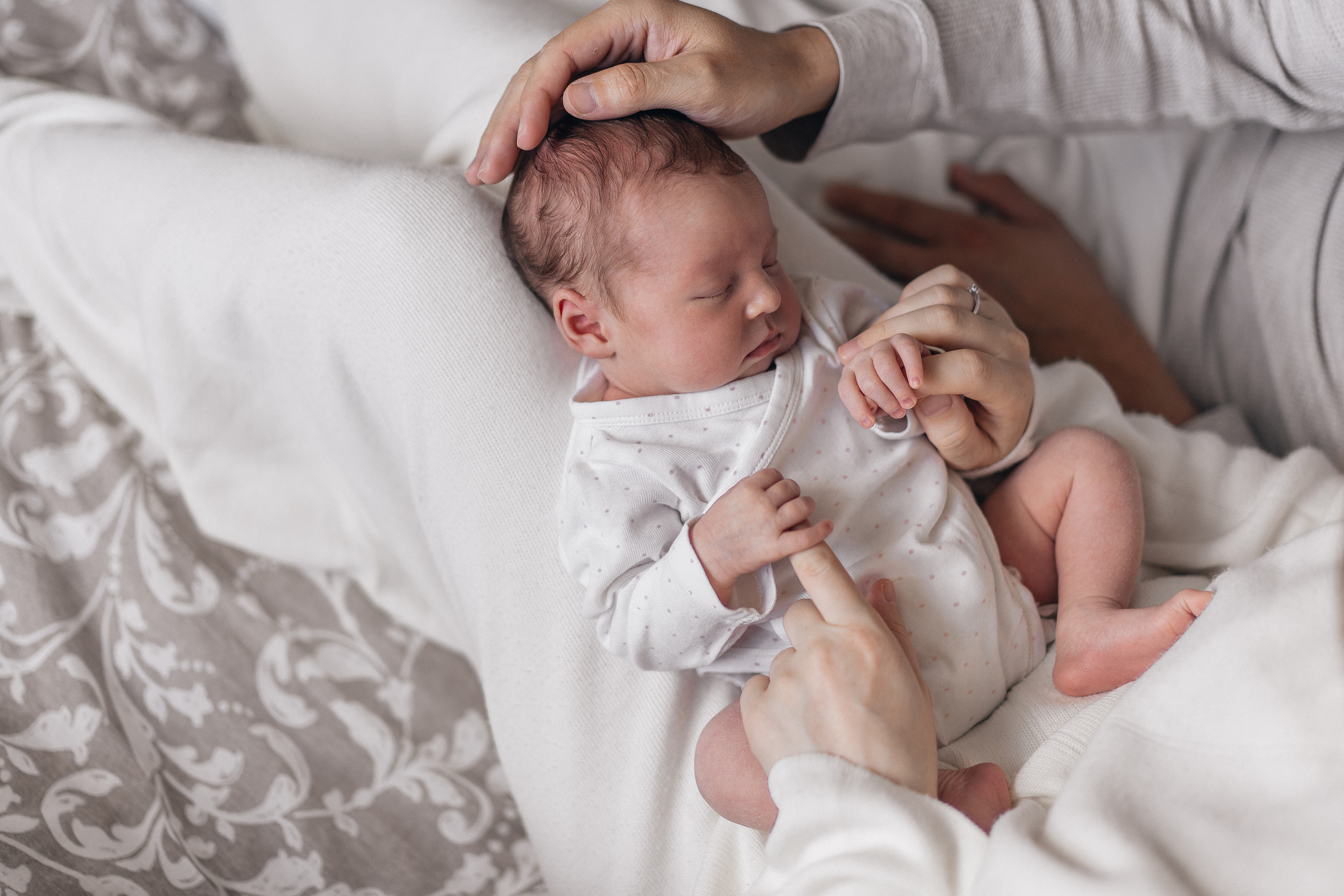 Полина и Андрей. Фотограф новорождённых малышей в Уфе