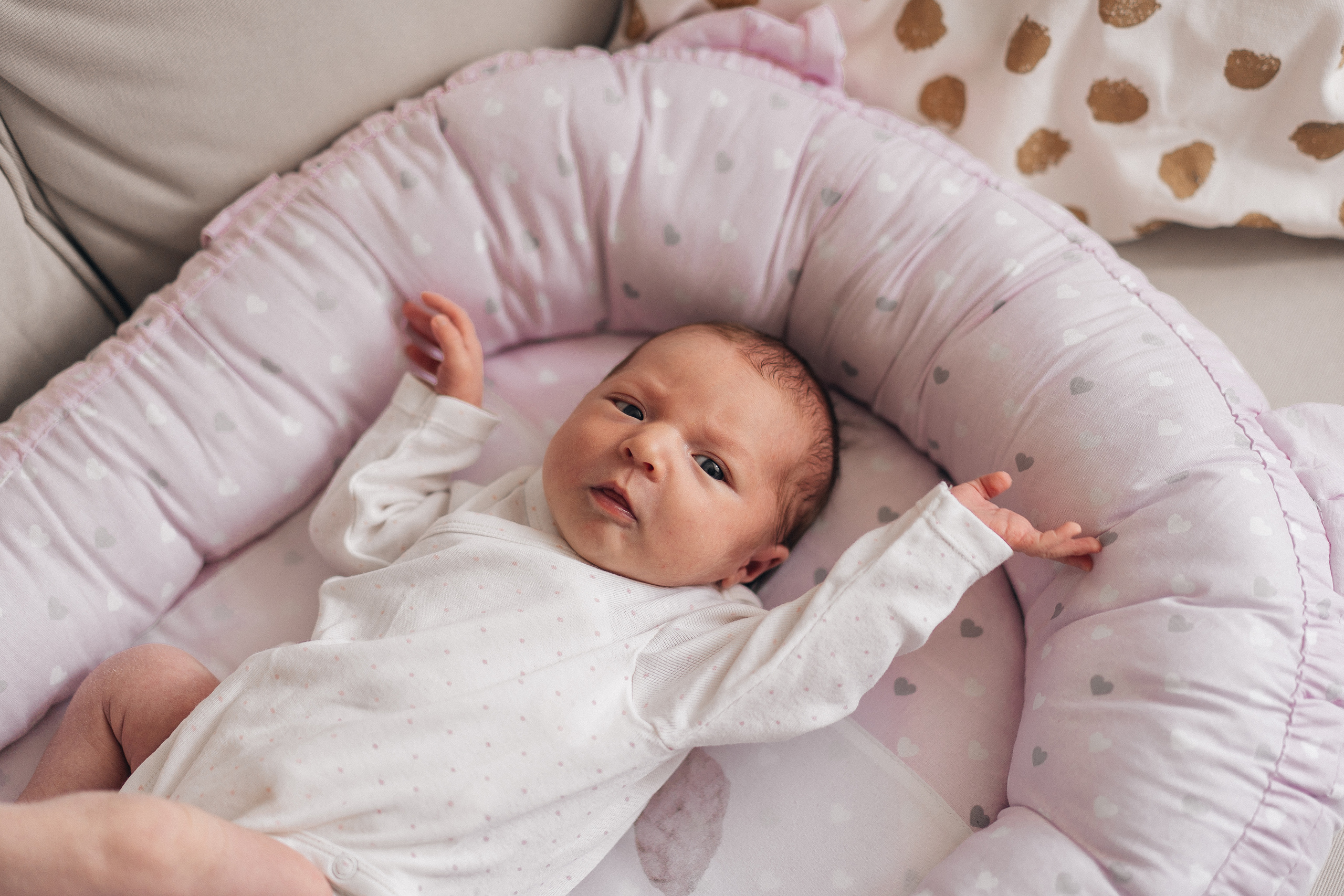 Полина и Андрей. Фотограф новорождённых малышей в Уфе