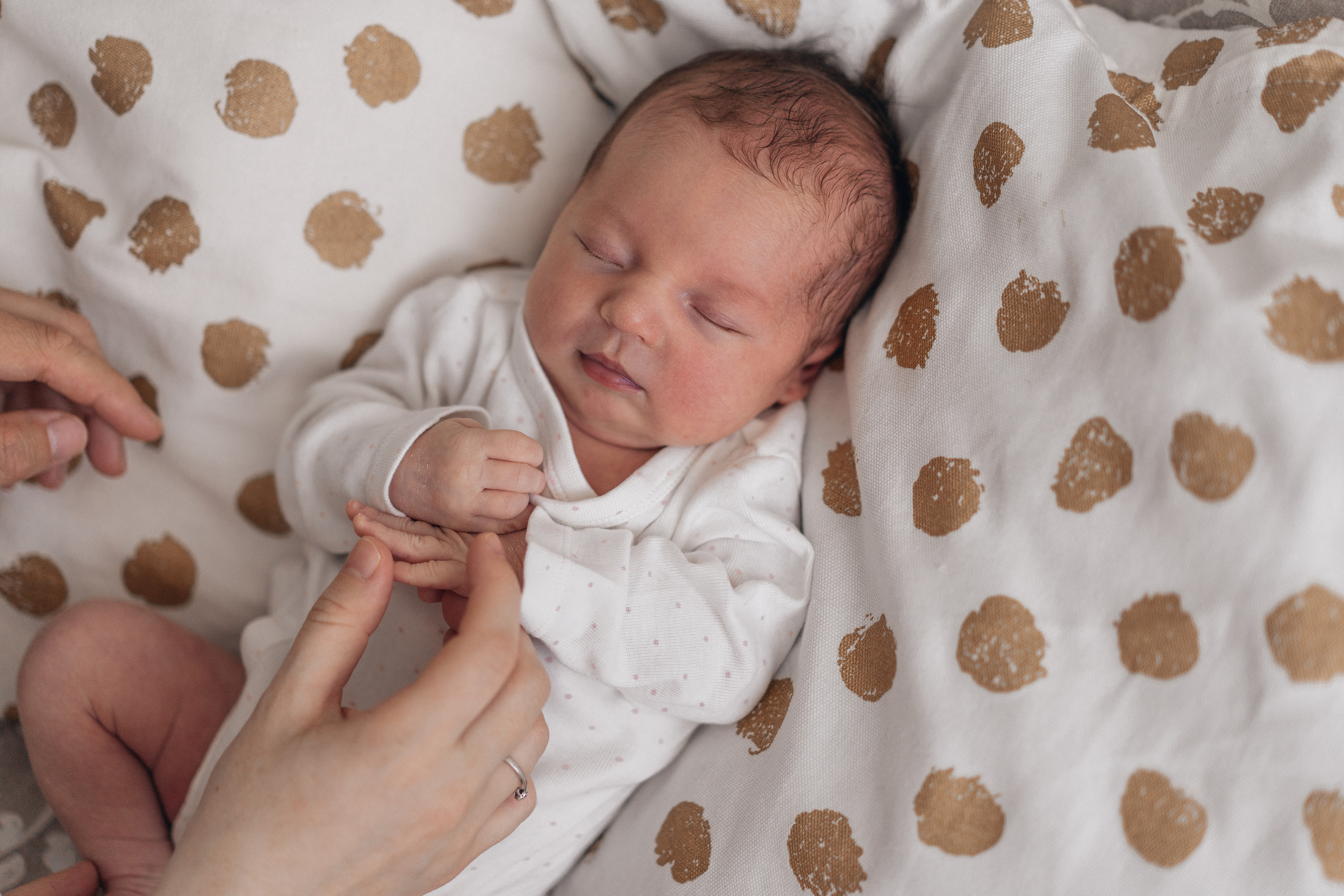 Полина и Андрей. Фотограф новорождённых малышей в Уфе