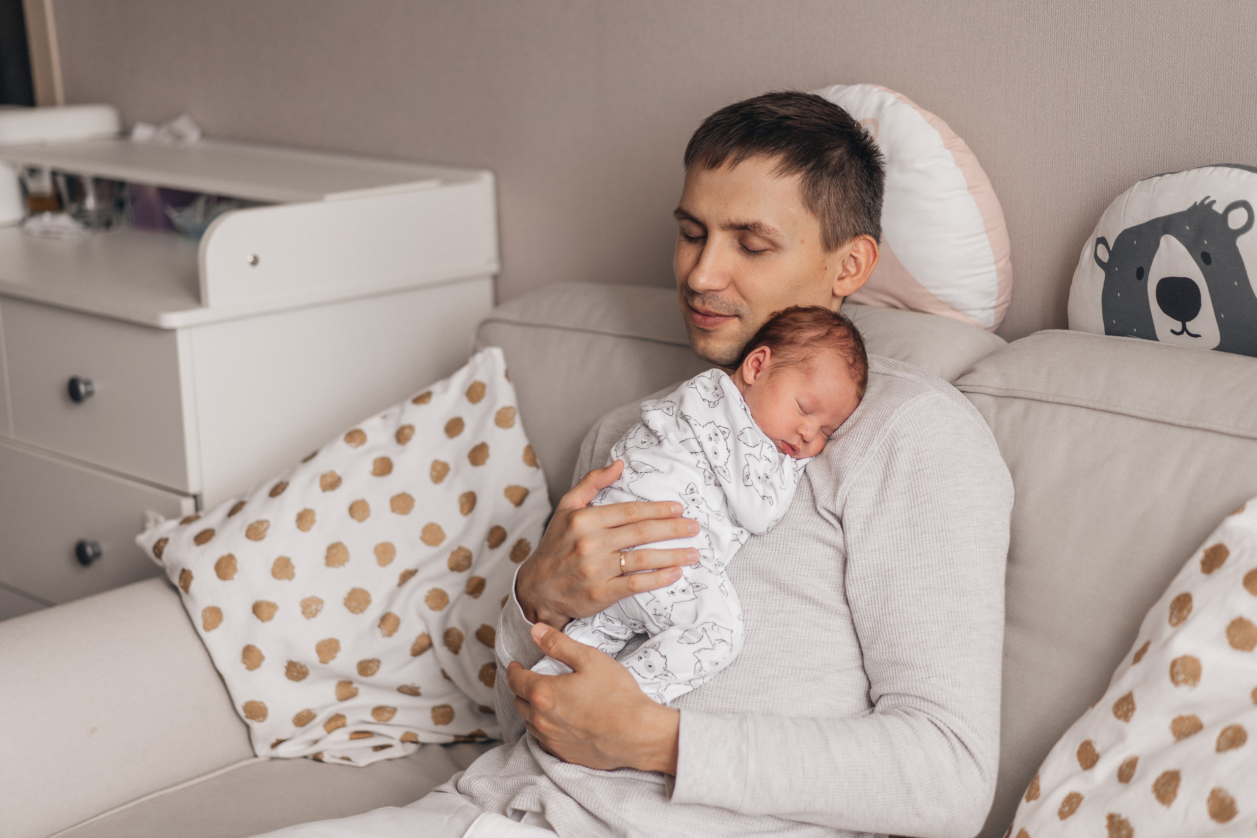 Полина и Андрей. Фотограф новорождённых малышей в Уфе