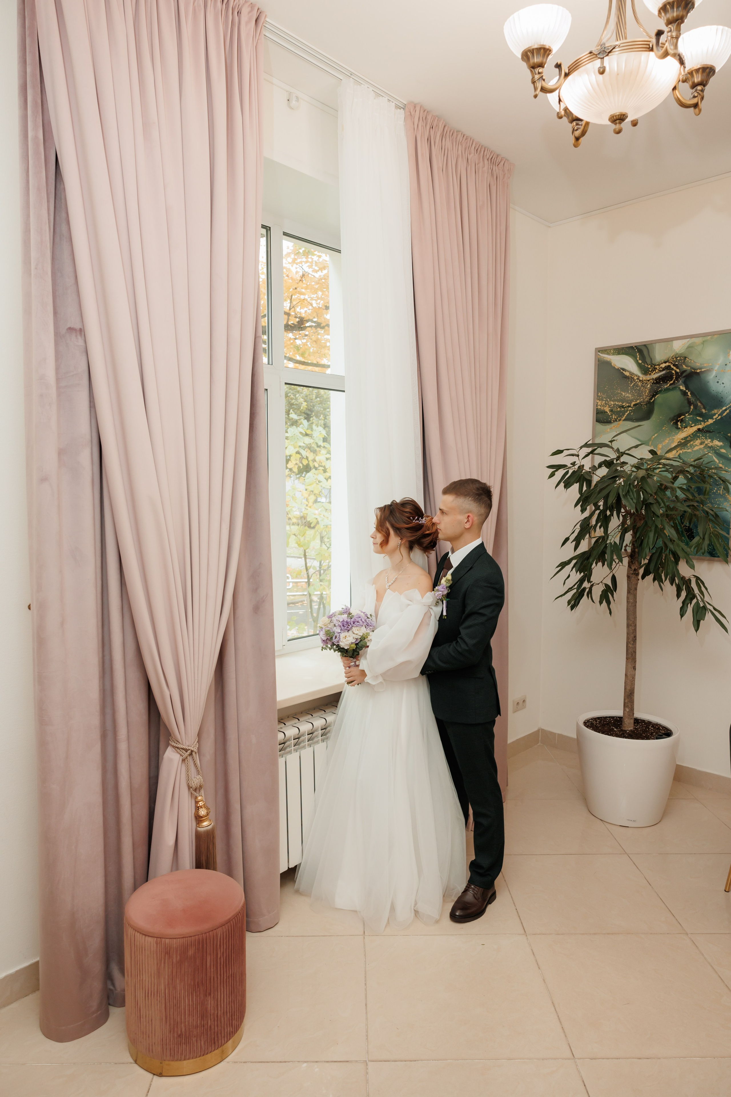 Константин и Дарья, ЗАГС ВДНХ, отель Soluxe, ресторан «Антик». Свадебный и репортажный фотограф (Москва, Королев и другие)