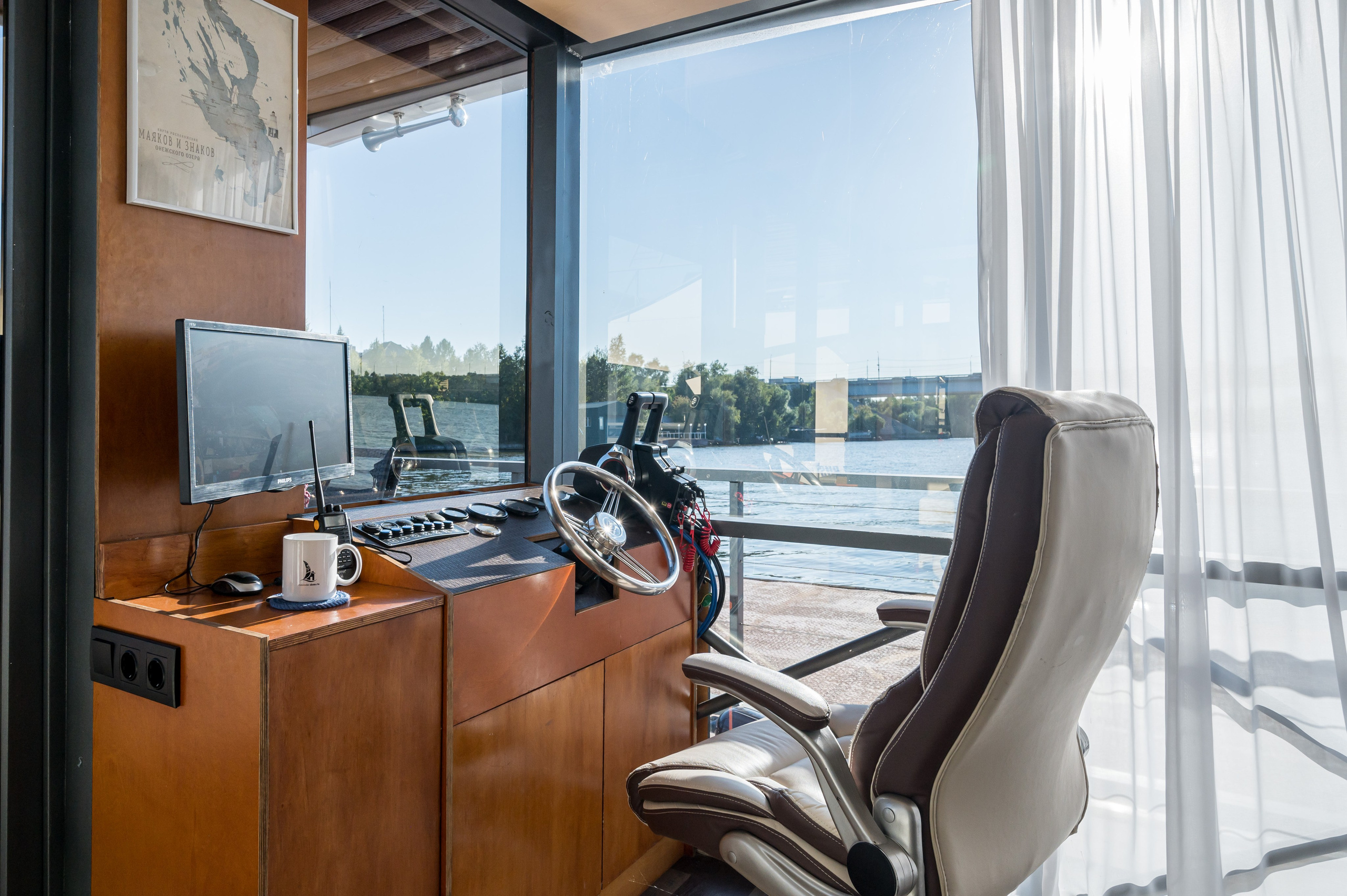 Хаусботы для вечеринок и бизнес-встреч. Интерьерный Фотограф Москва Криста FLY Труфанова