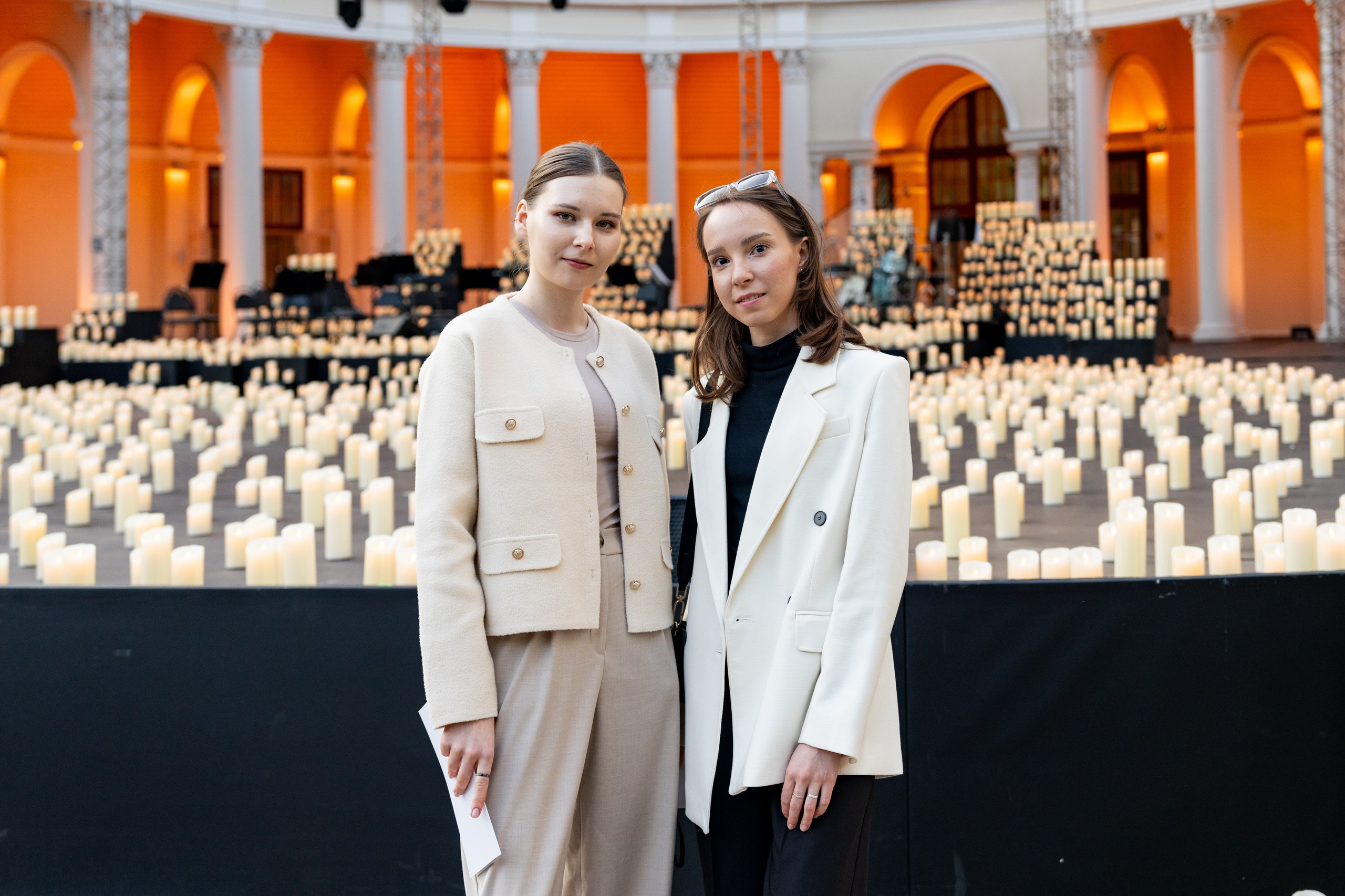 Симфонический оркестр Lumisfera при свечах. Фотограф Никита Комаров