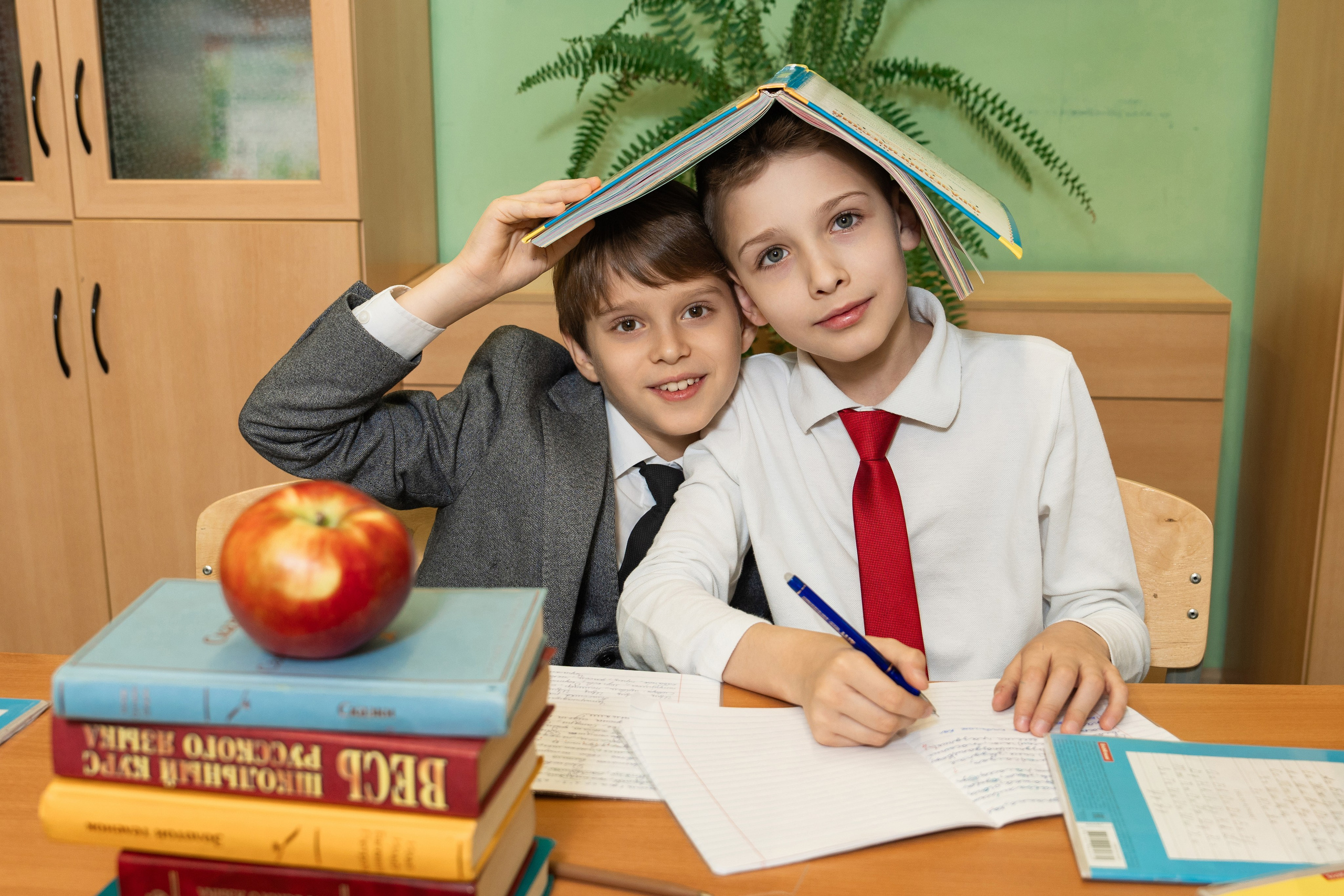 Школьные будни в улыбках. Крамер Юлиана детский и семейный фотограф