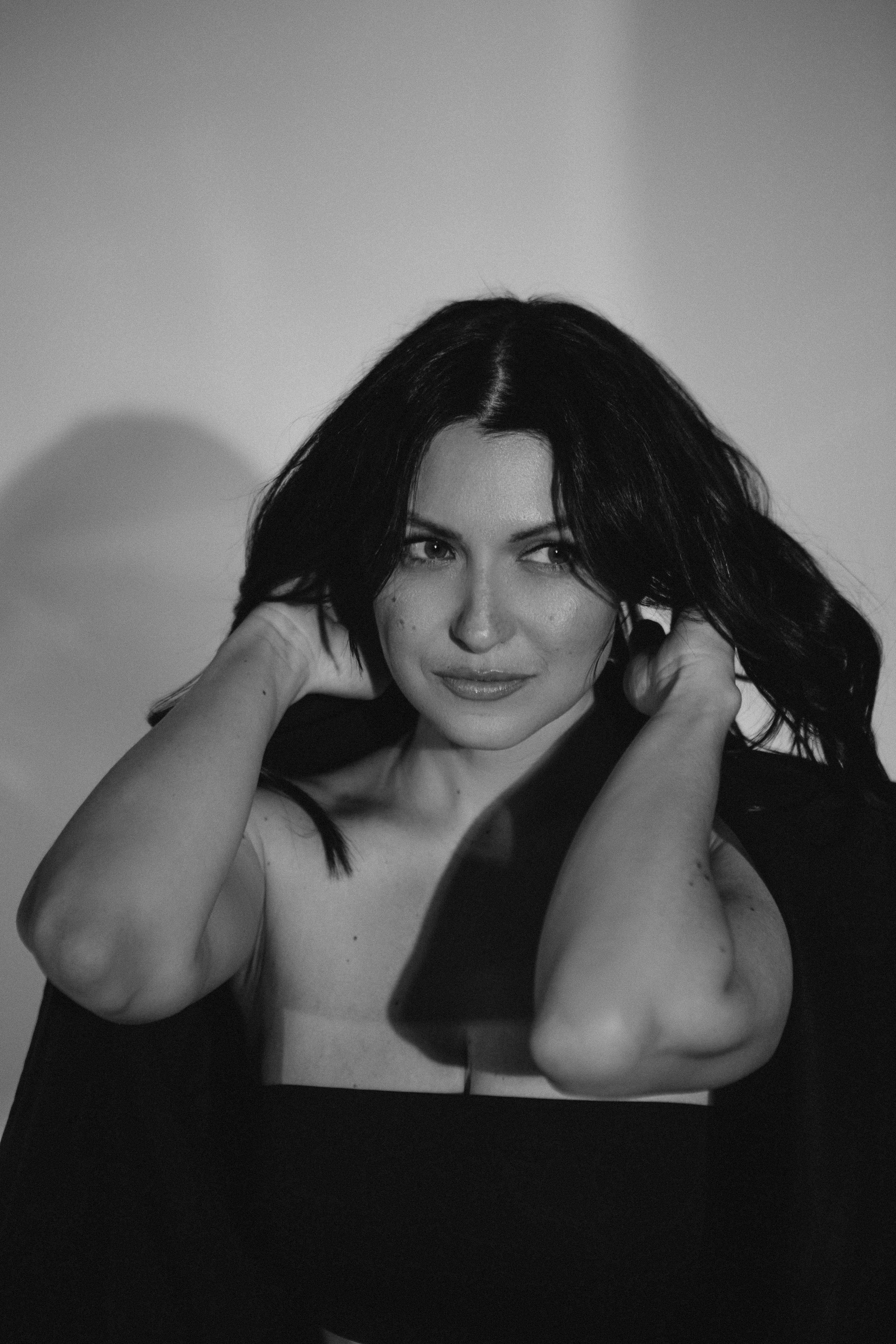 Анна ч/б. Главная