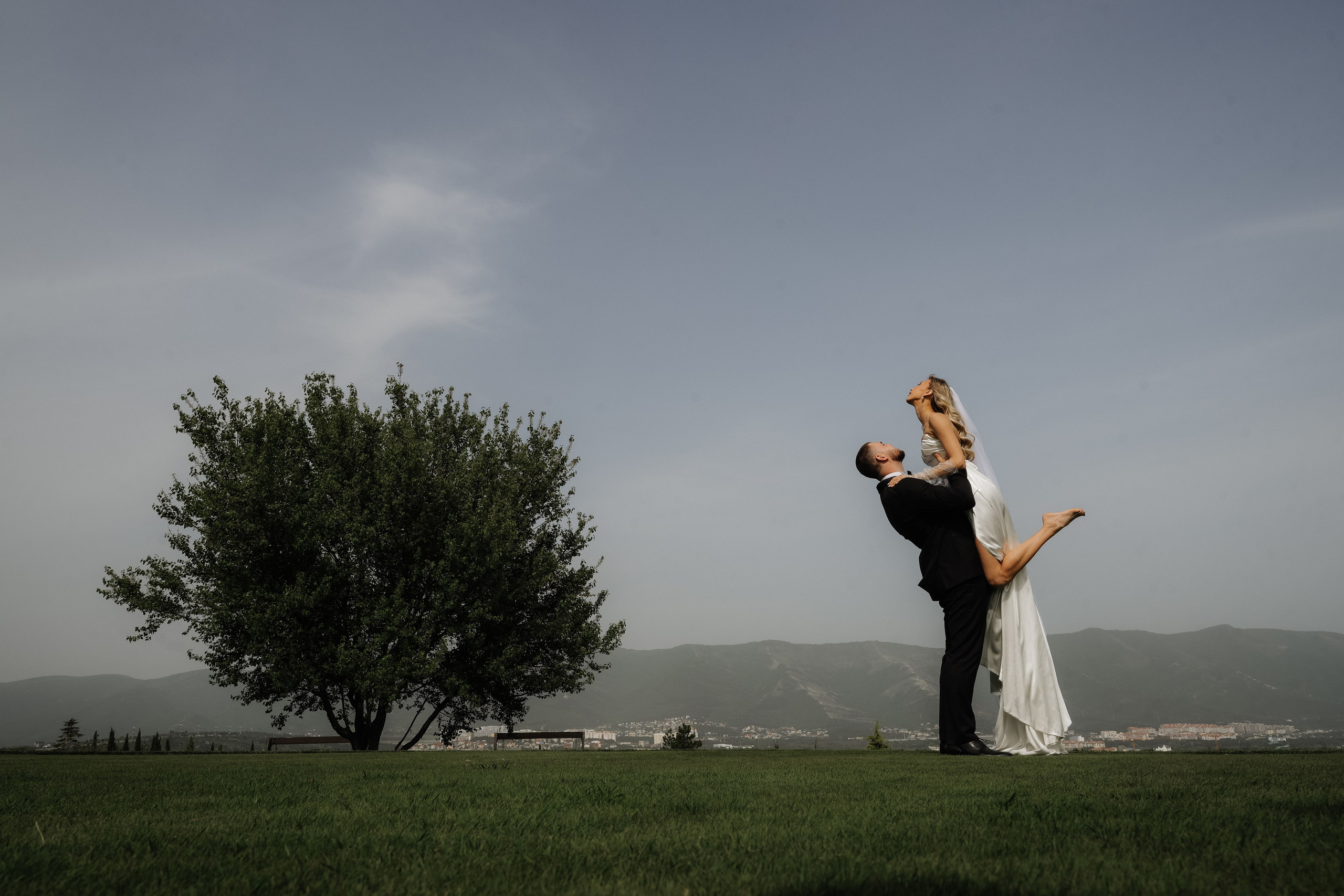 Astoria. VISUAL ARTIST · KRONGAUZ ANASTASIA