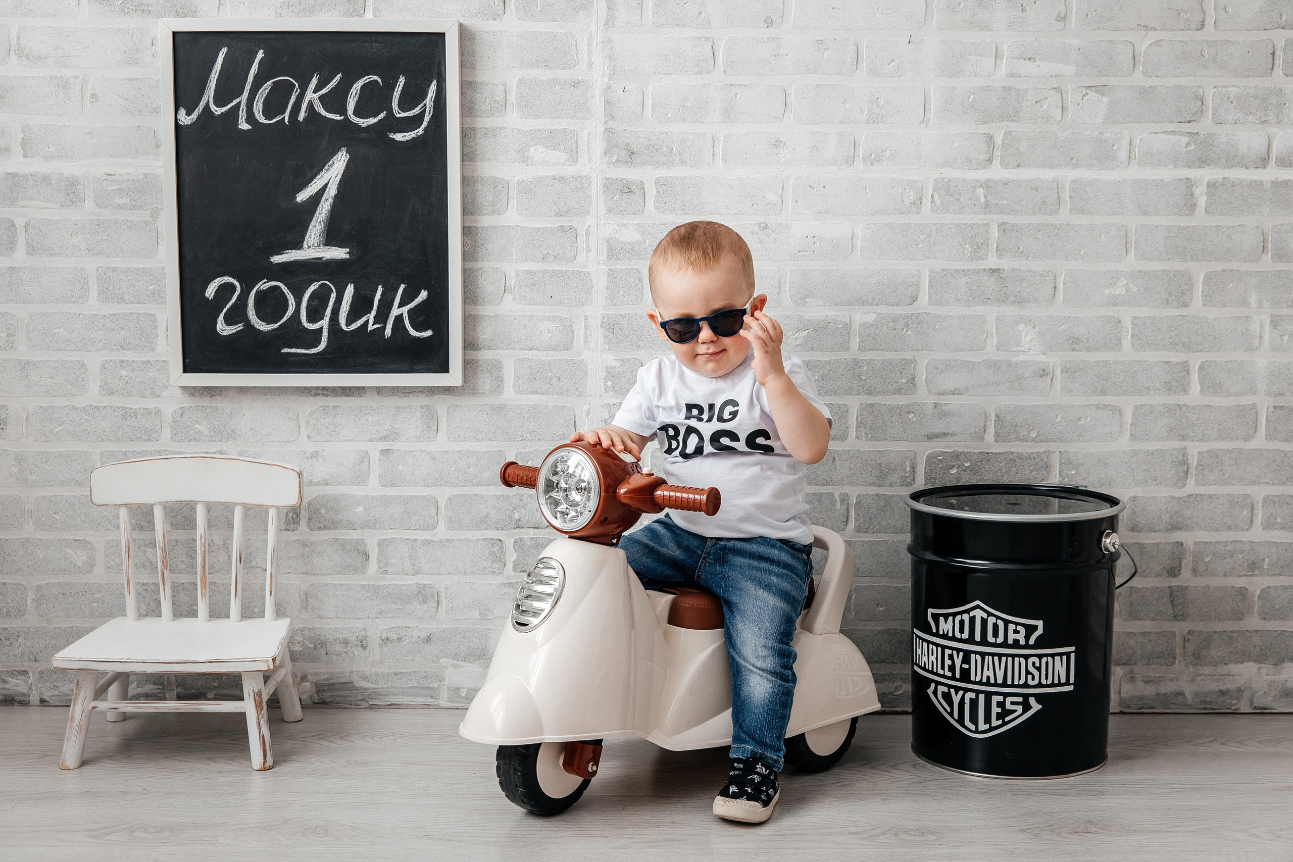 Мотоцикл. Детский фотограф, выпускные альбомы в Нижнем Новгороде Бодягина Мария