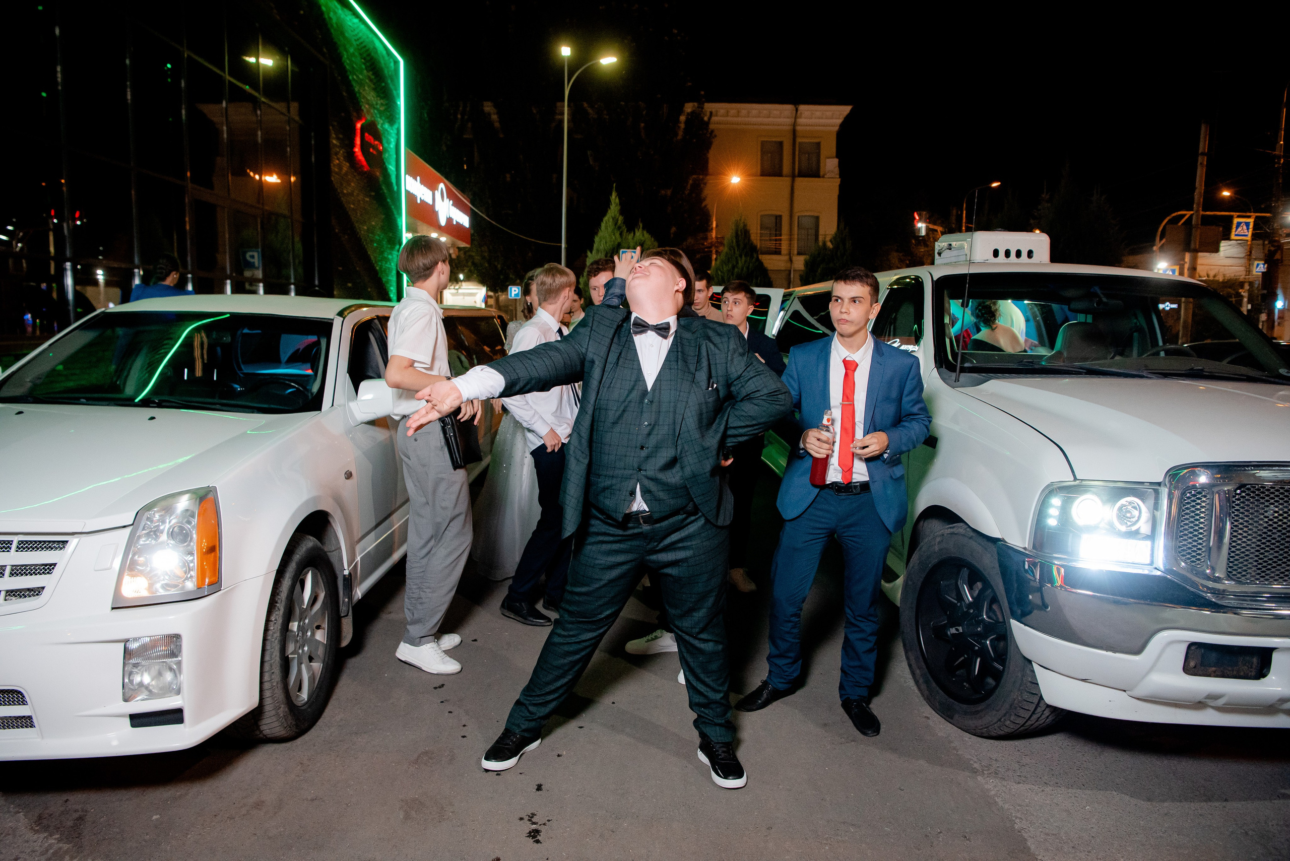 140 Школа. Вручение и Банкет. Сити Холл. Фотограф в Волгограде и Волжском Александр Горбань