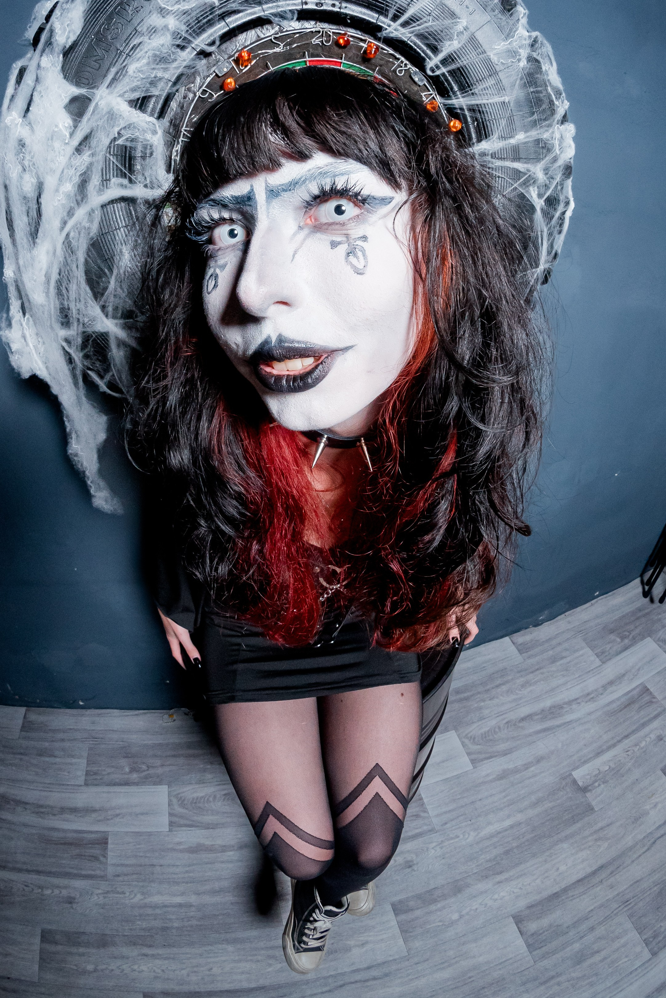 Спонтанная готическая фотосессия в Волжском для альтушки | Фотограф в «Гараже». Фотограф в Волгограде и Волжском Александр Горбань