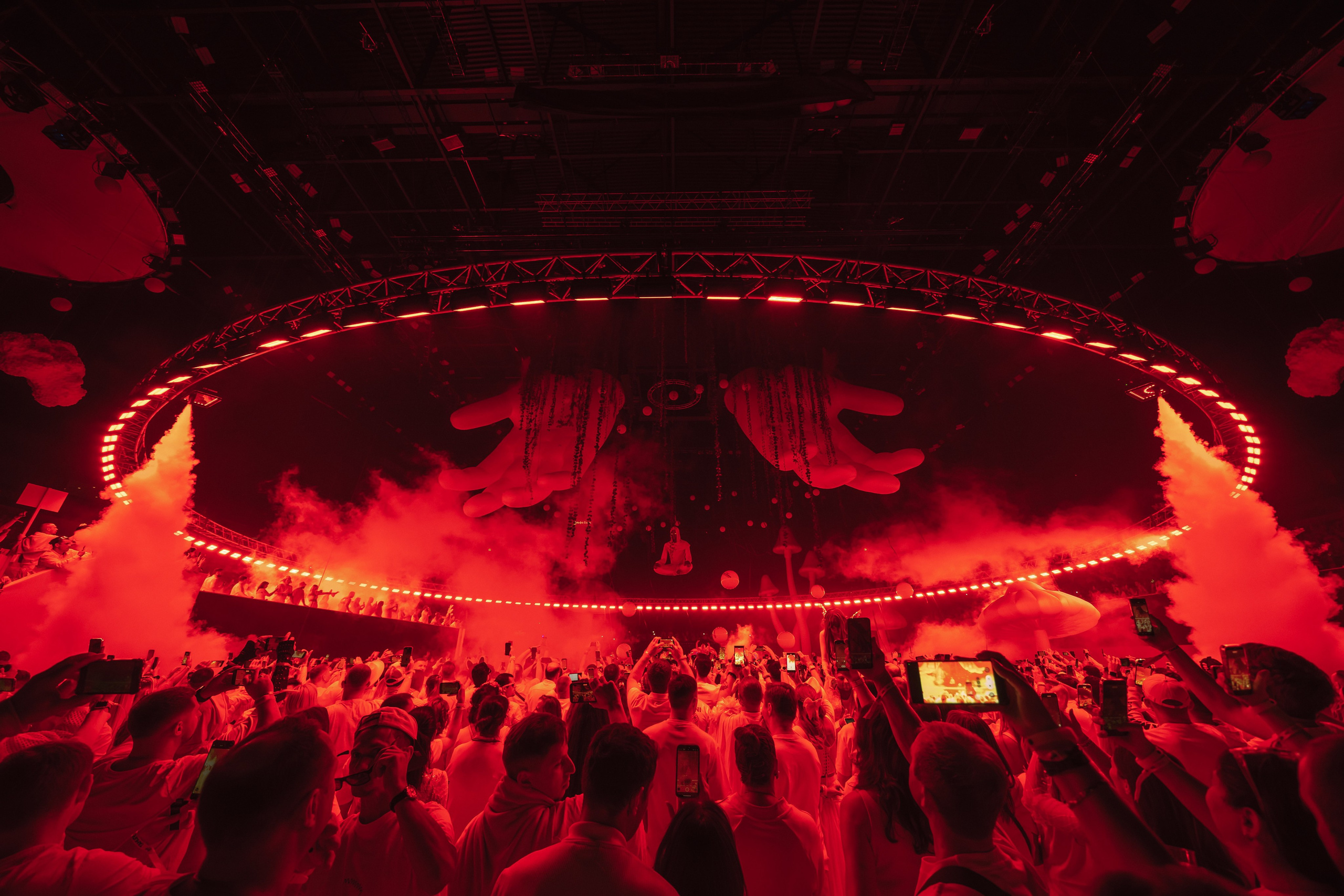 БЕЛАЯ 2025. Святослав Буньков | фотограф