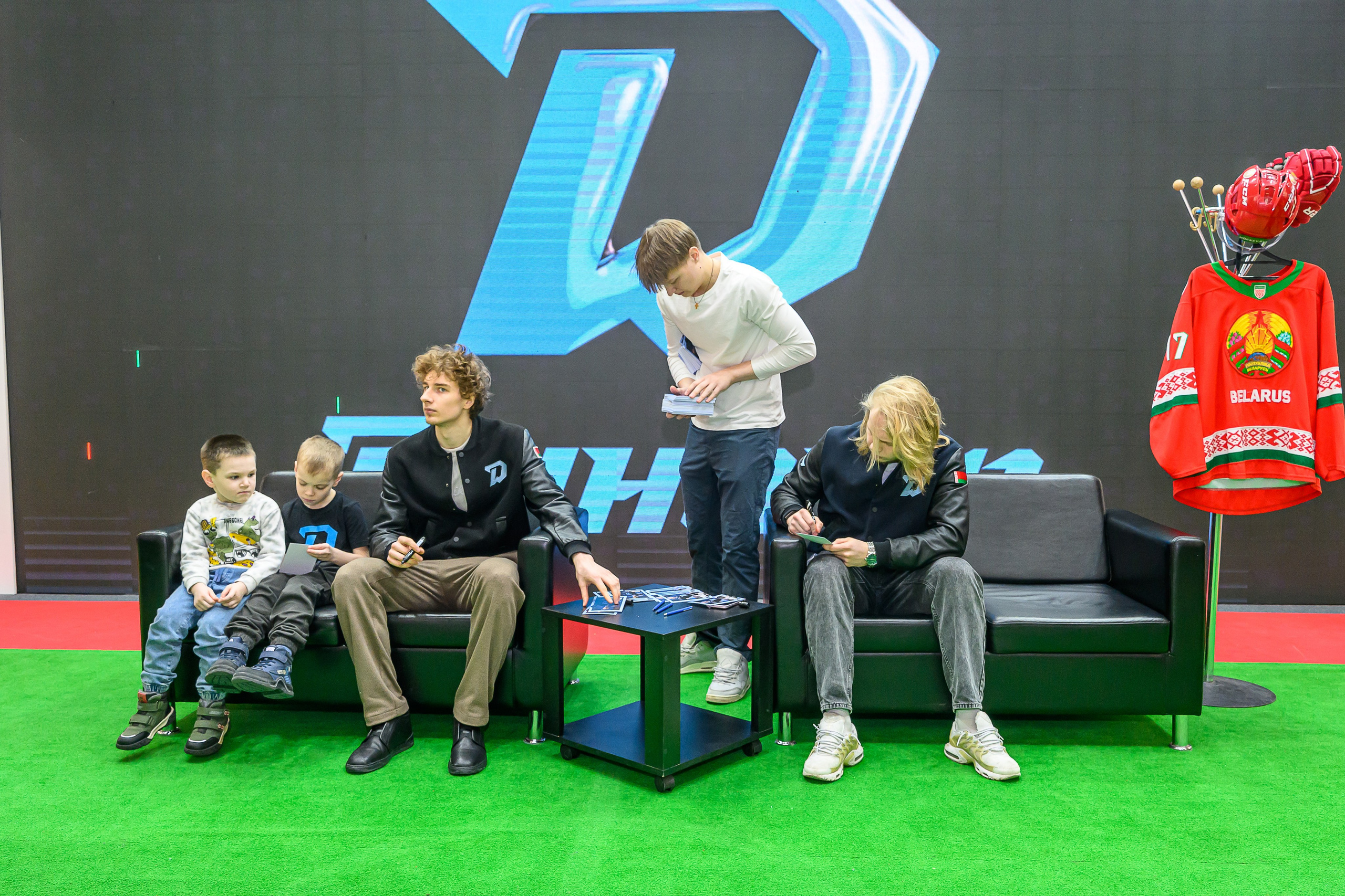 @hcdinamo.by. Фотоуслуги, услуги фотографа, фотографирование важных событий