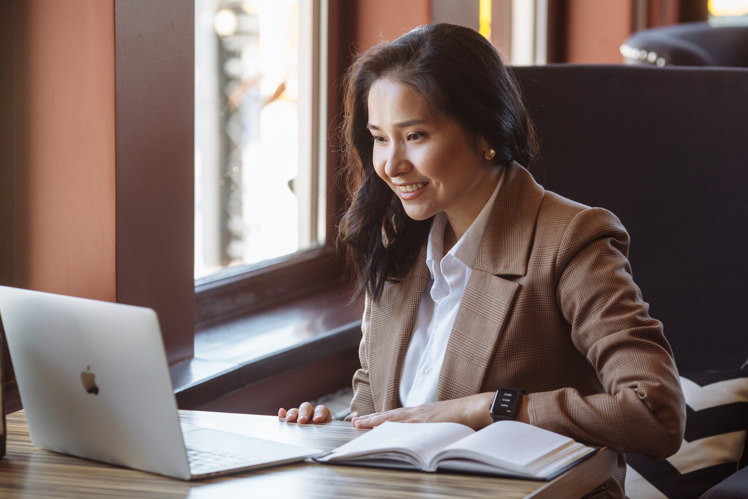 Бизнес портреты в Алматы. Фотограф в Алматы Сиражев Карымсак. Фотосессия, бизнес портреты