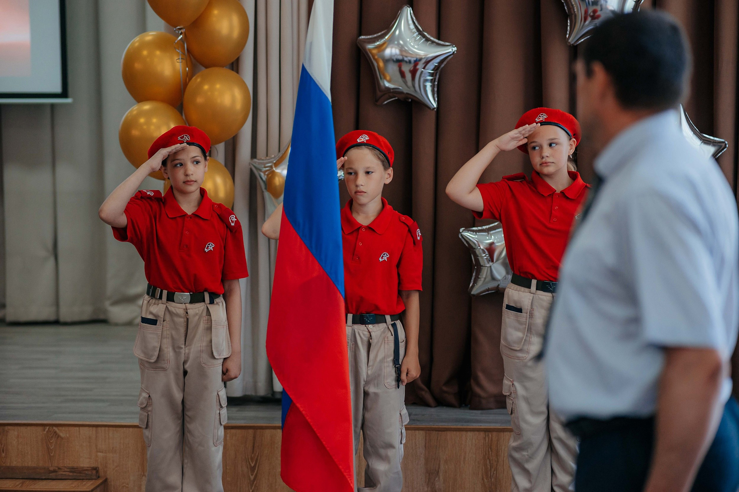 Школьный фотограф в Барнауле | Школьные фотосессии. Репортажный (Event) фотограф в Барнауле | Даниил Маркин | Качество и вайб