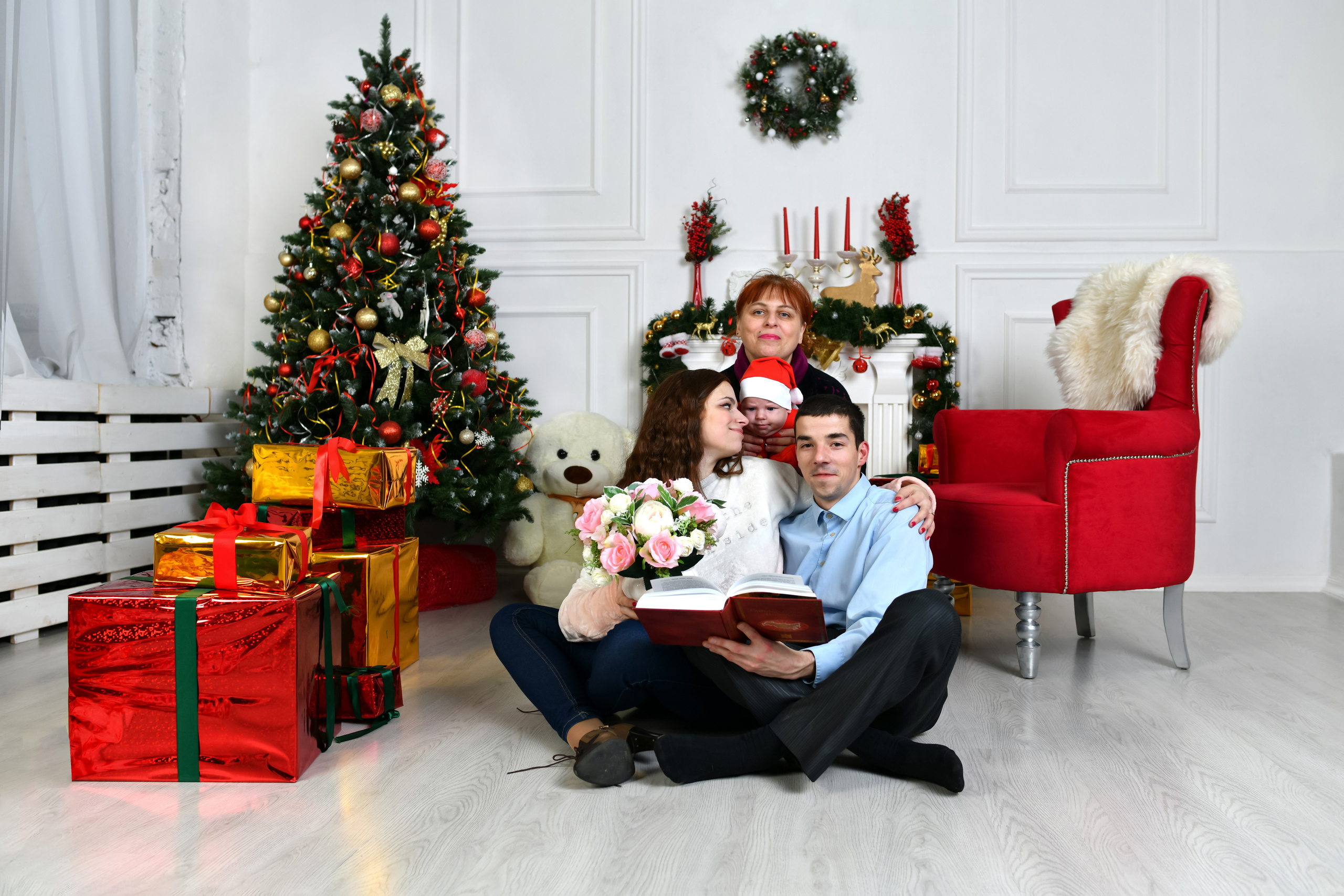 Ирина с семьей. Студия. Свадебный и портретный фотограф в Москве Галина Борисова