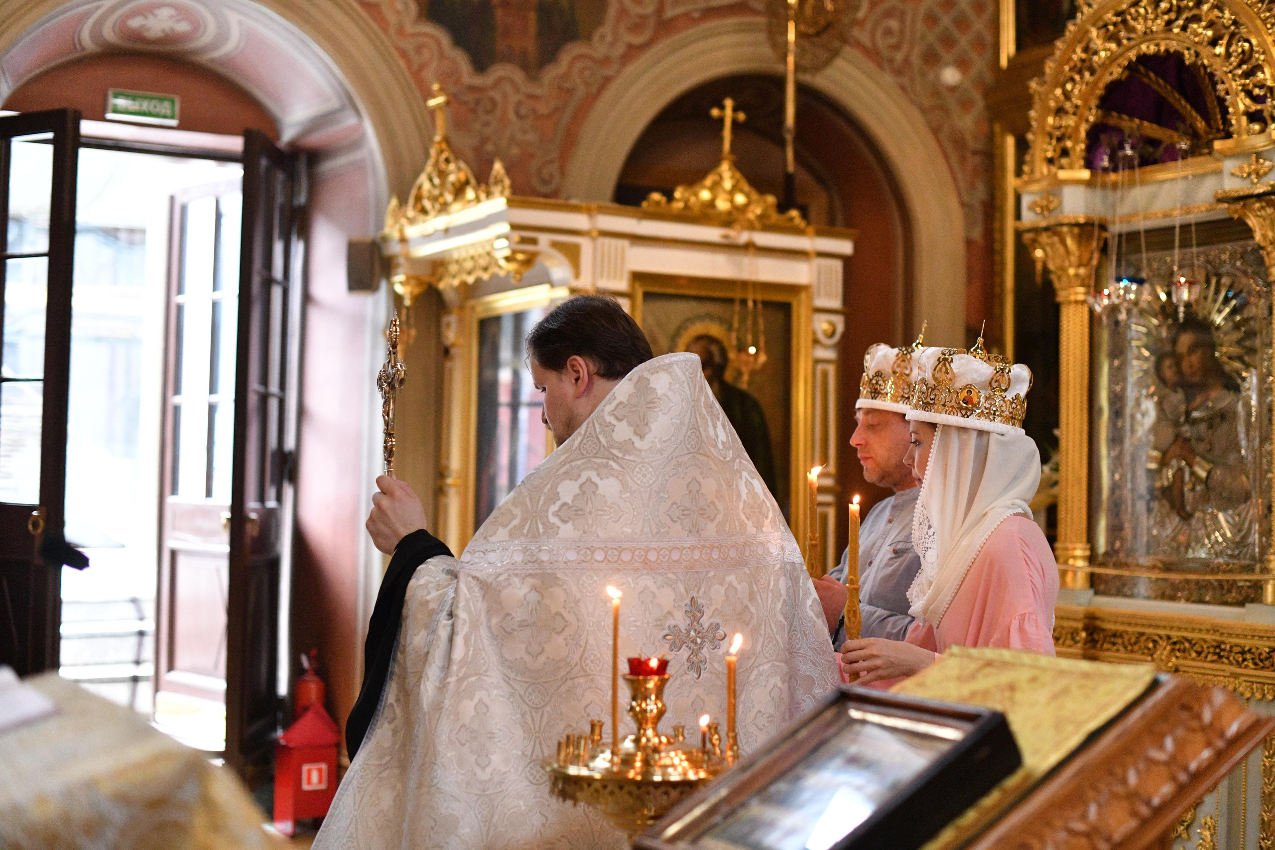 Венчание Ирины и Ильи. Свадебный и портретный фотограф в Москве Галина Борисова