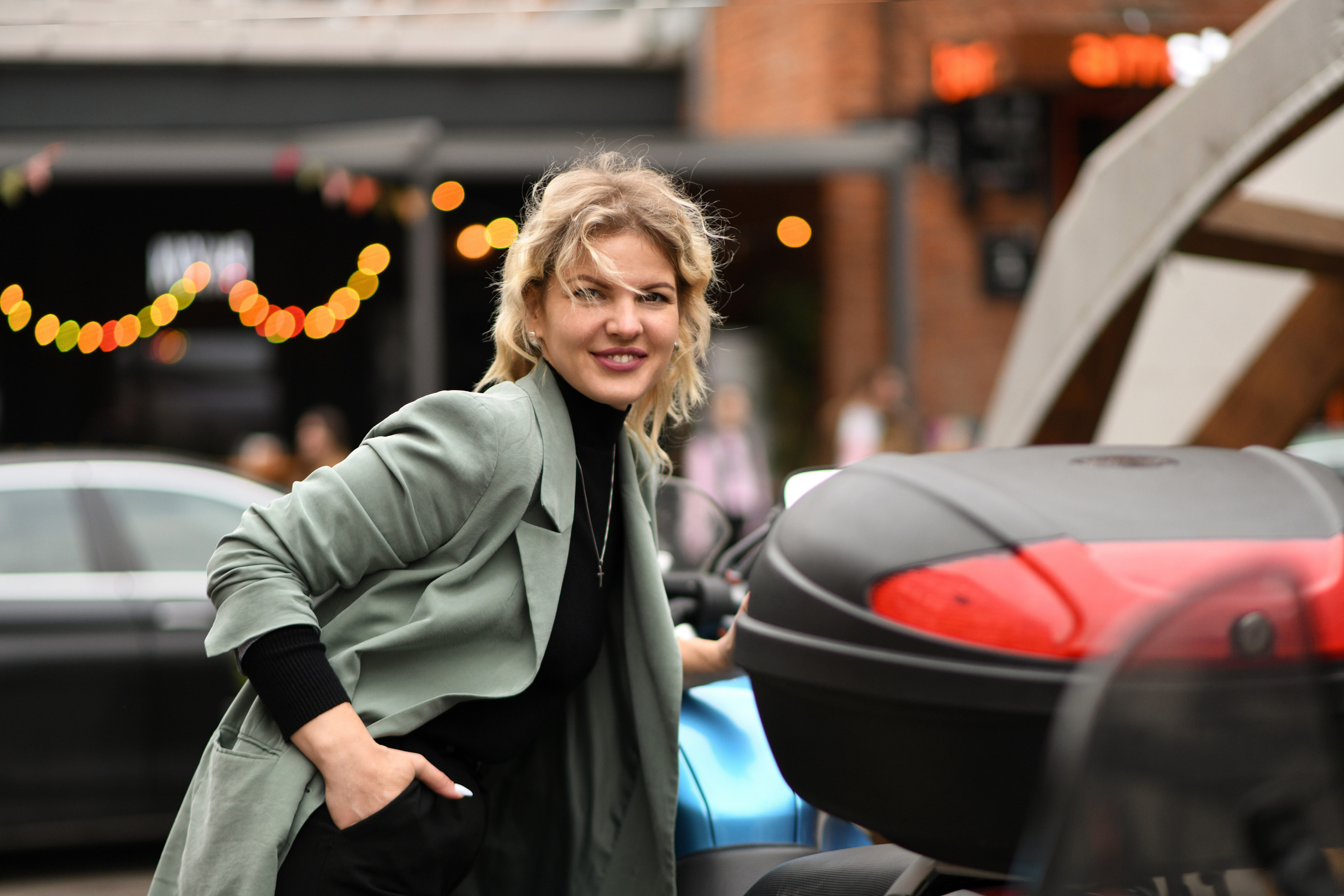 Прогулка с Катериной. Дизайн завод Флакон. Свадебный и портретный фотограф в Москве Галина Борисова