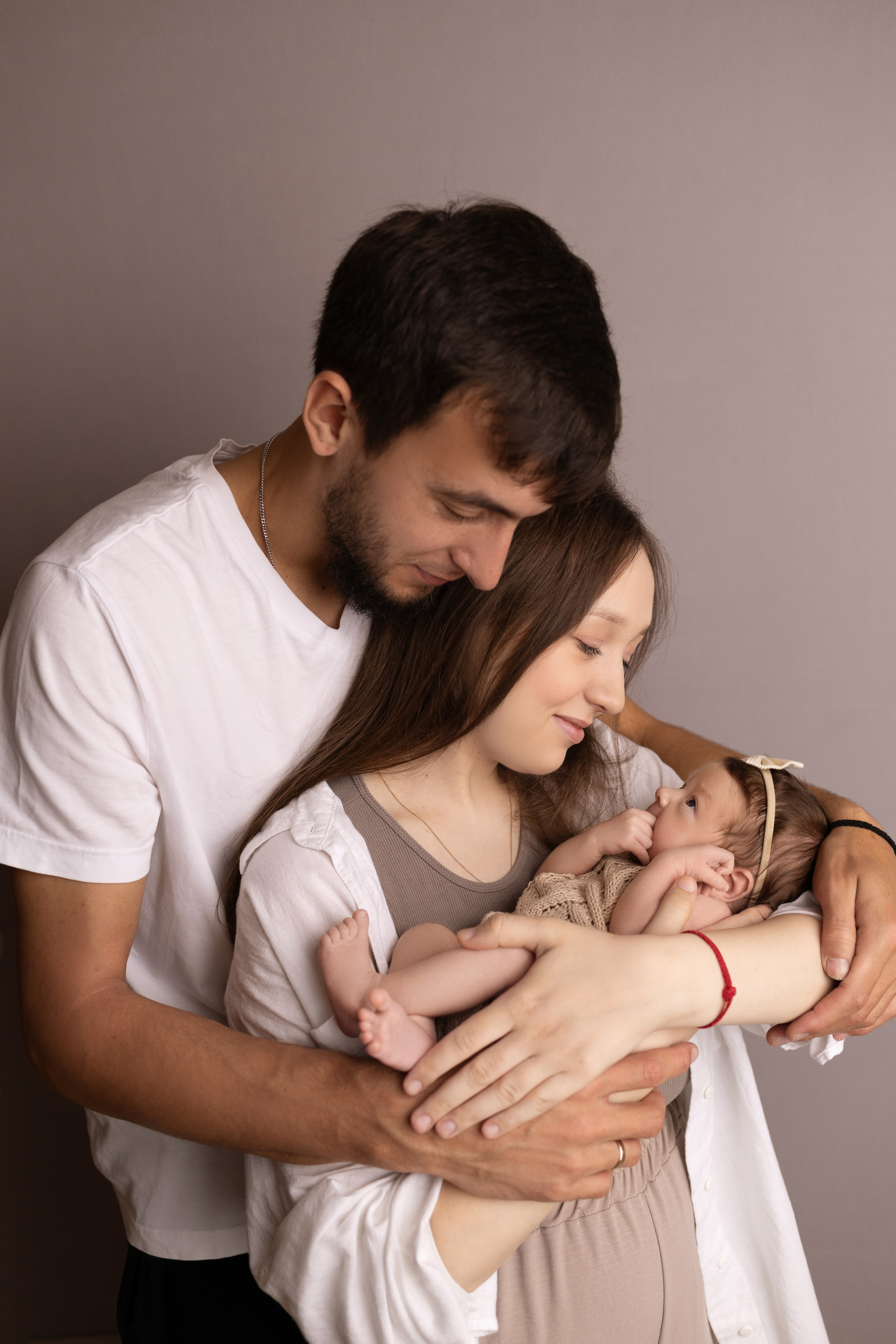 Семейные кадры от Elvira Kamaeva. Фотограф новорожденных малышей в Омске и Омской области Эльвира Камаева