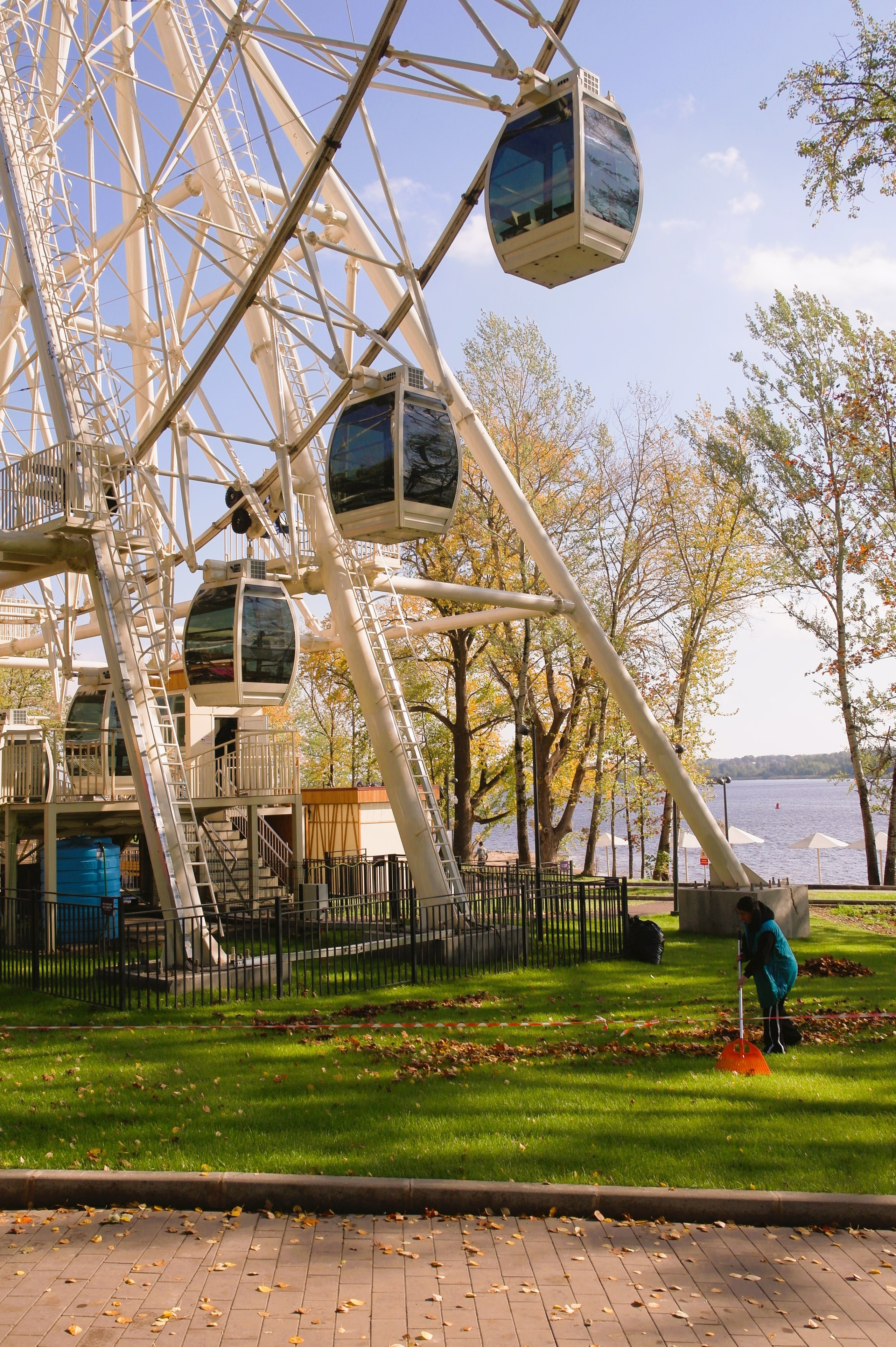 Сентябрь 2025. Den Mirov — Фотограф, Музыкант