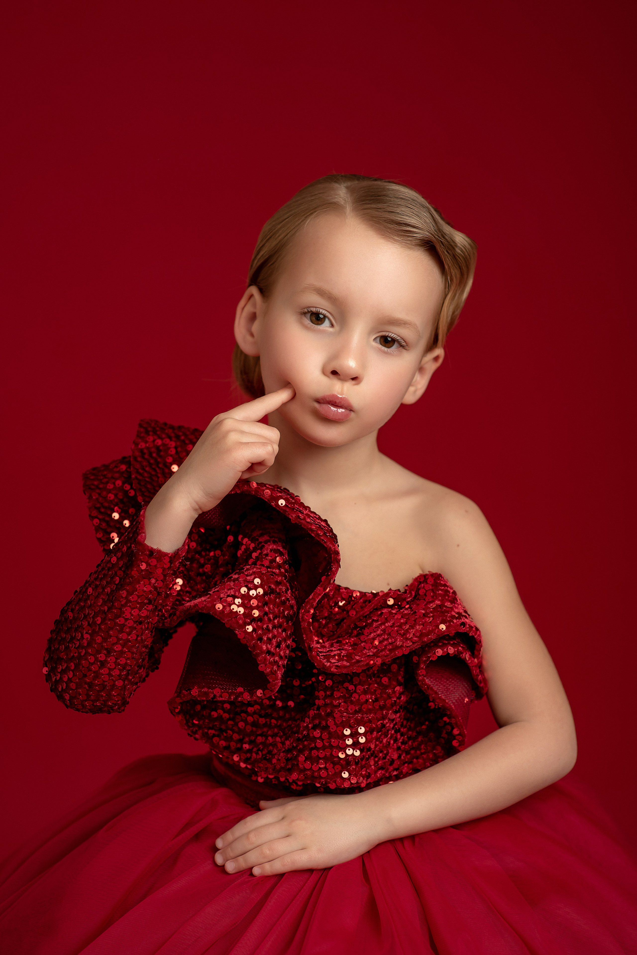 Полина в шляпке. Семейный и детский фотограф Наталья Горда