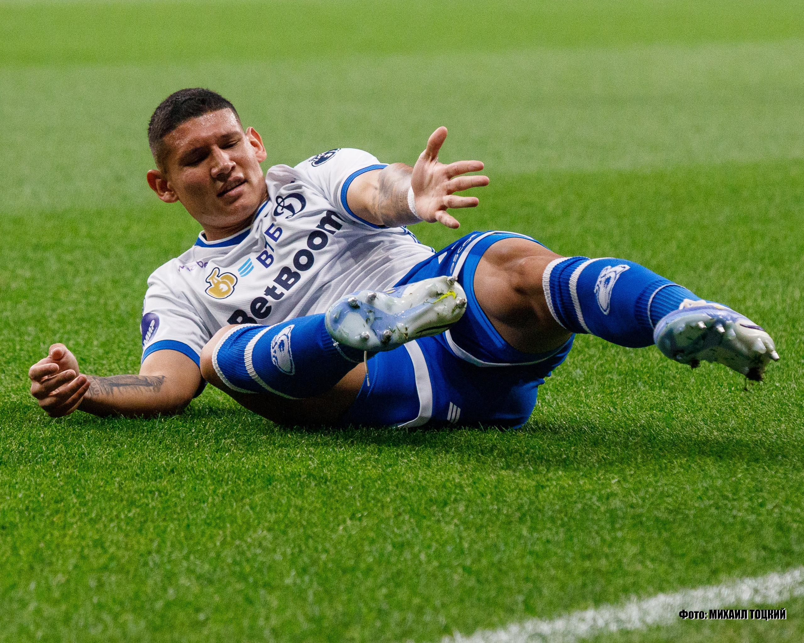 Фоторепортаж. РПЛ 1 тур. Динамо — Балтика. Михаил Тоцкий портретный и репортажный фотограф в Москве