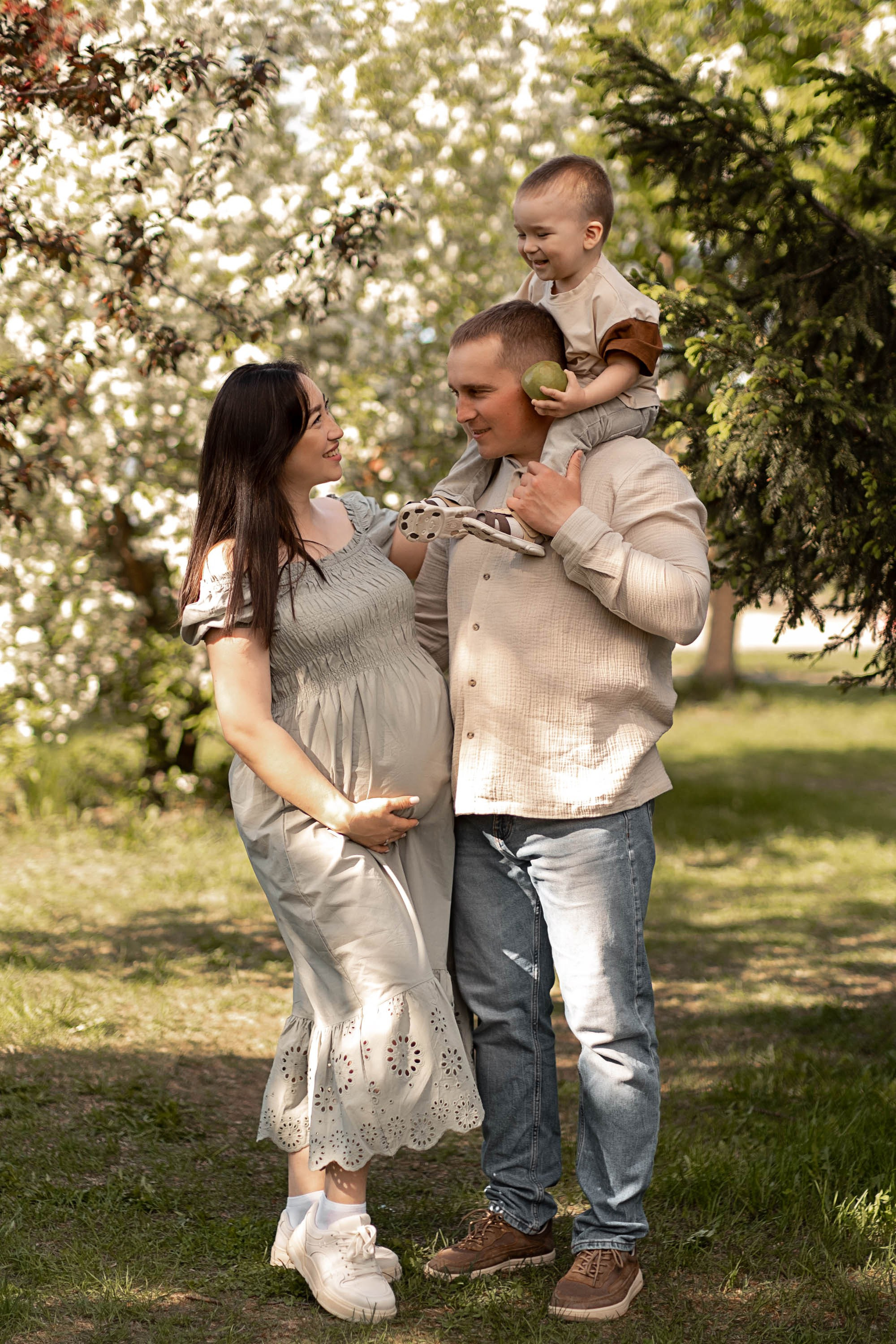 Джамиля, Юра и малыш Андрей. Свадебный и семейный фотограф в Тюмени Екатерина Дубровина