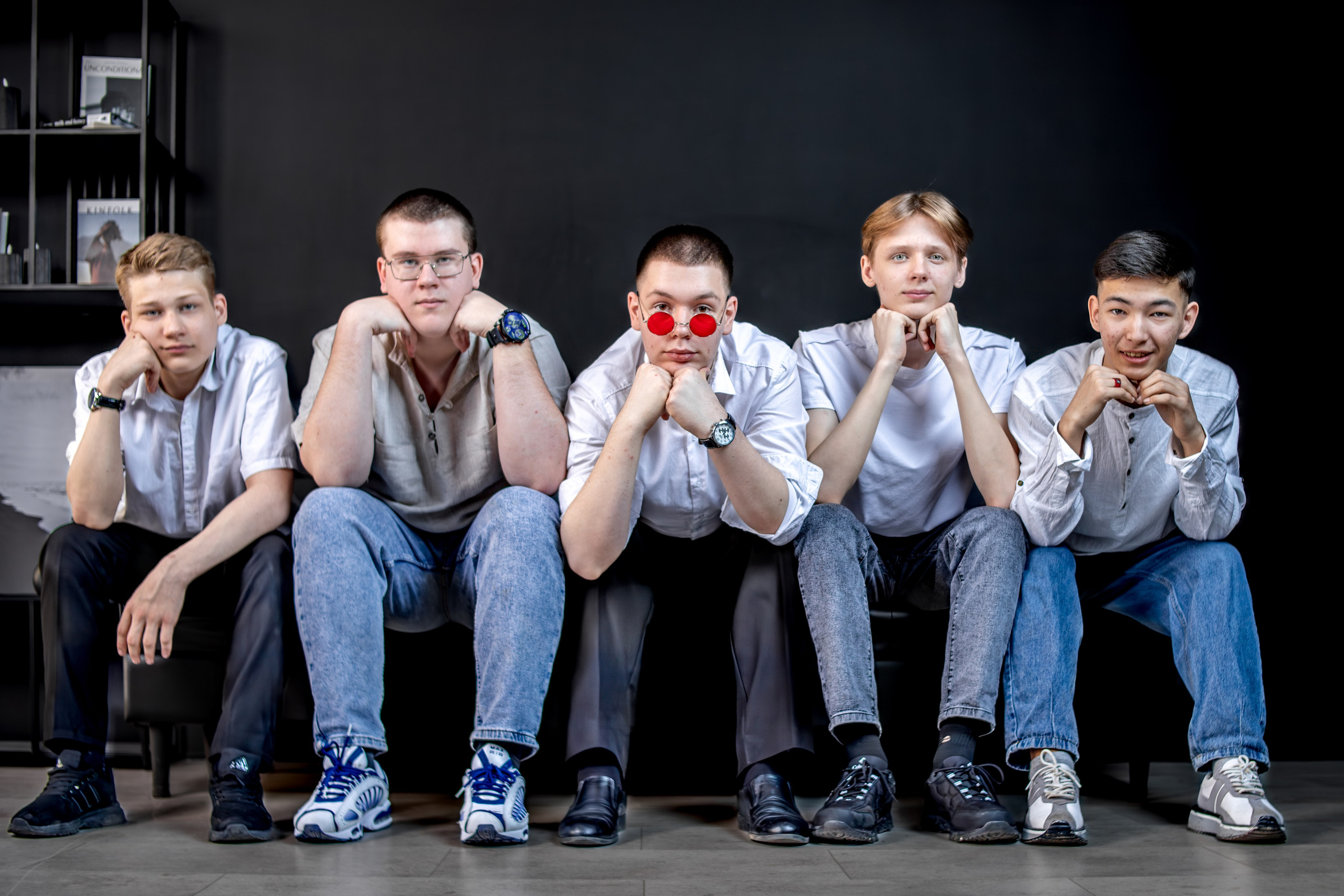 Детские фотосессии для фотоальбомов (школа, детский сад). Семейный и свадебный фотограф в Москве и Домодедово Анна Авилочкина