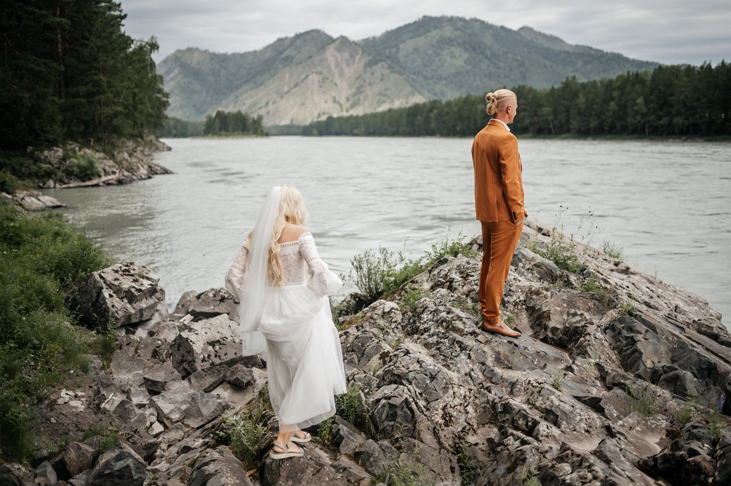 Паша и Даша. Свадебная  съемка на Алтае