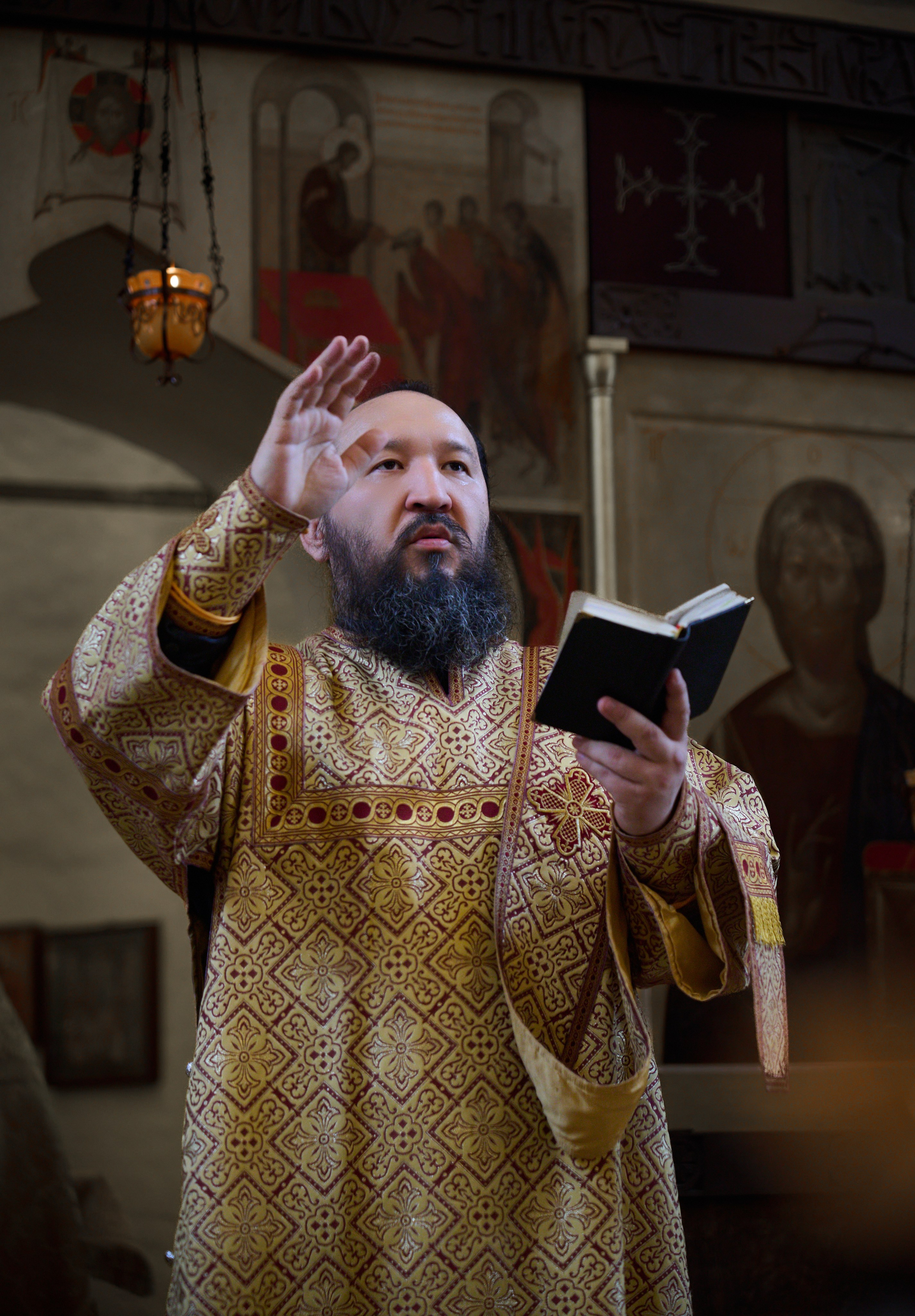 Литургия на китайском языке. Фотограф в Москве