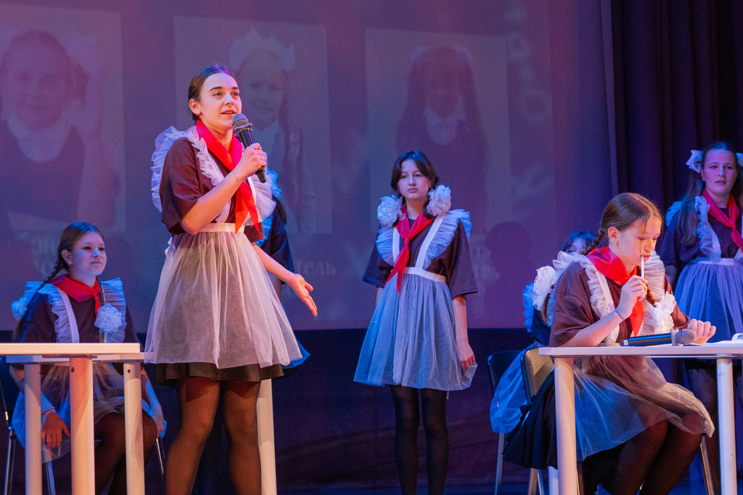 Полуфинал городского конкурса профессионального мастерства «Вожатый и его команда». Репортажный фотограф в Москве и Зеленограде Виктория Шишова