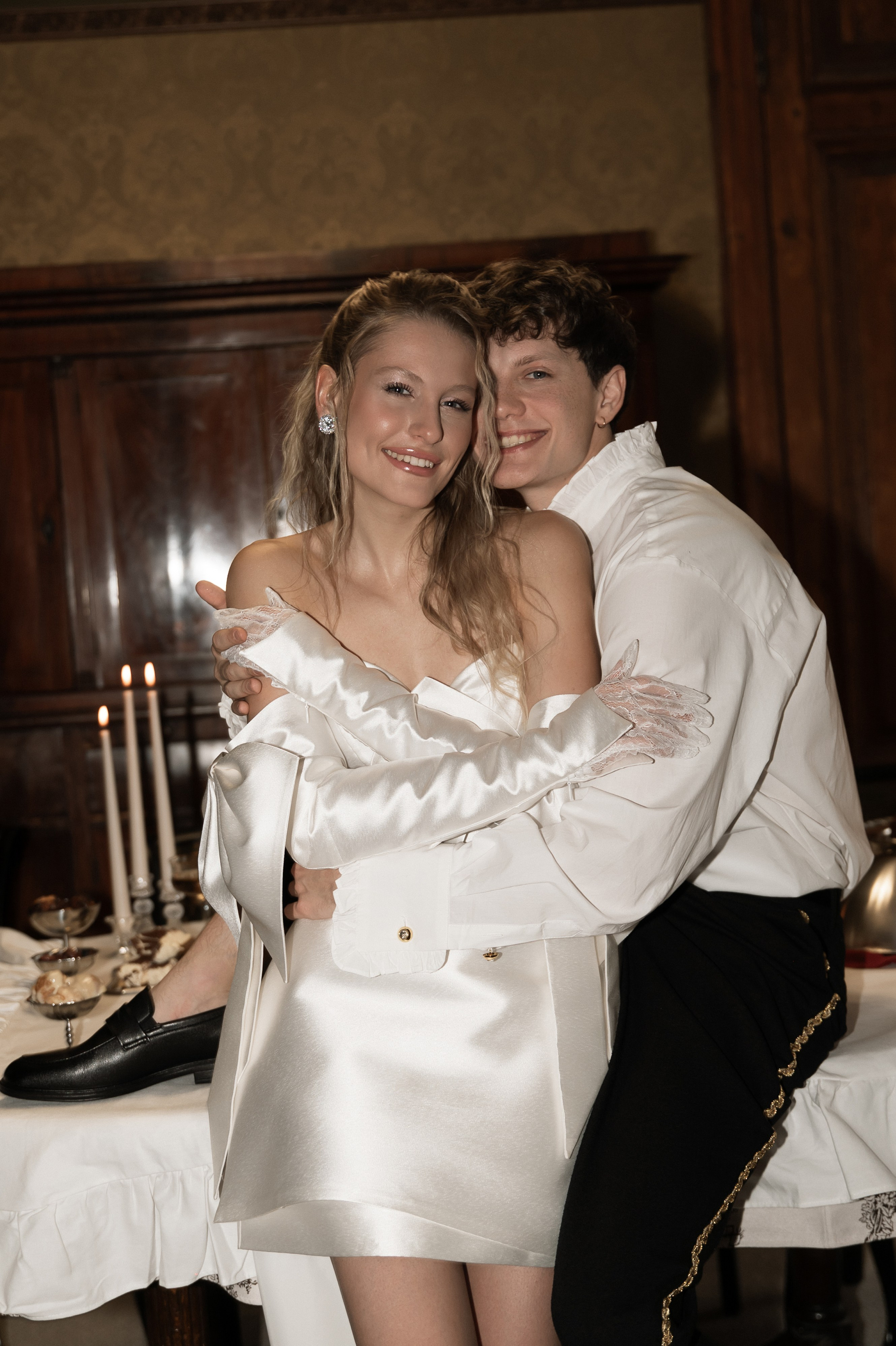 Свадебная съемка в исторической квартире на Чистых прудах. Ярослава Ерина — свадебный фотограф в Москве