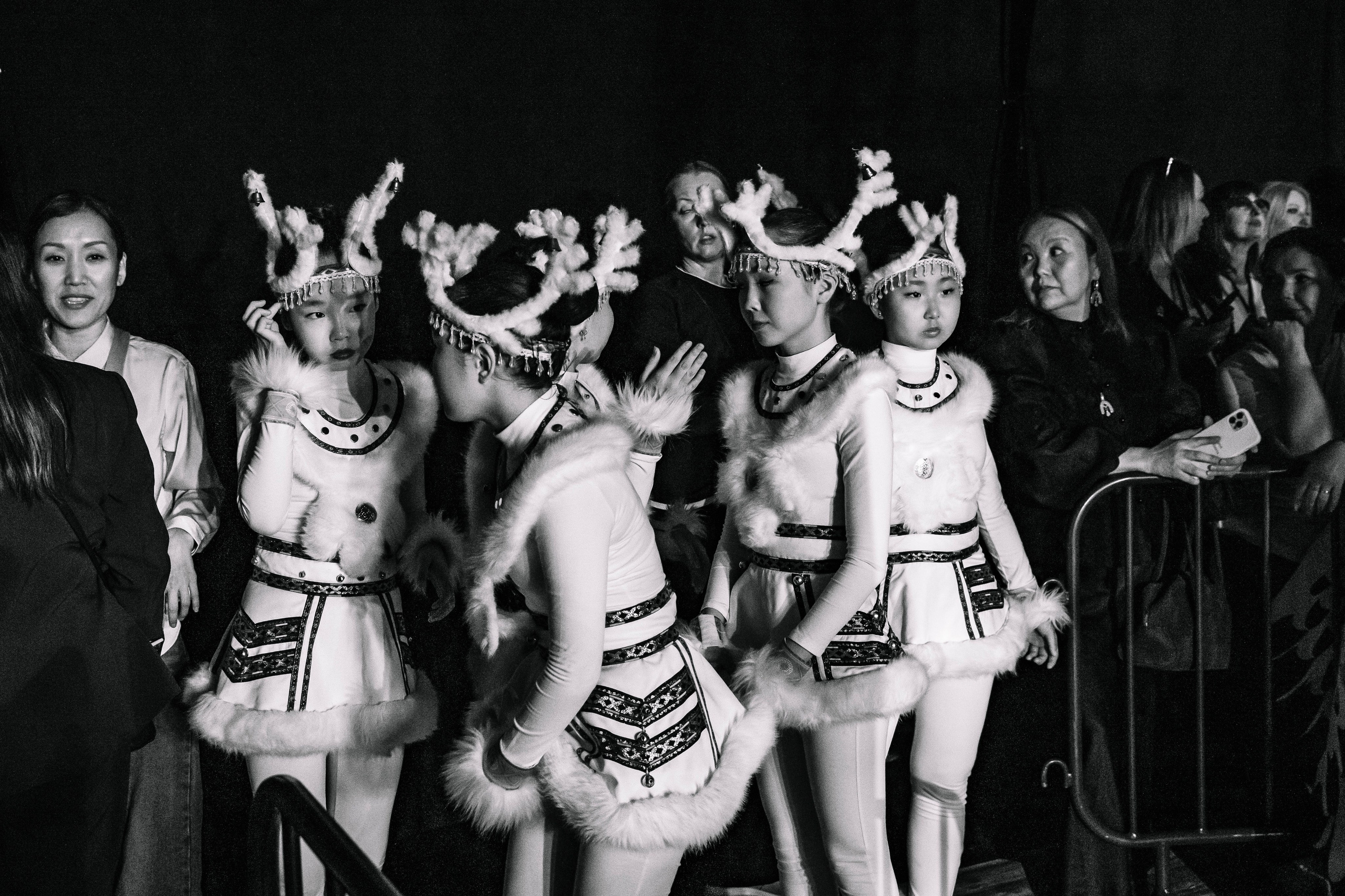 Закулисье. Гала-концерт Новые Имена в Кремлевском Дворце 30.03.26. Профессиональный фотограф в Москве | Заказать фотосессию и съемку