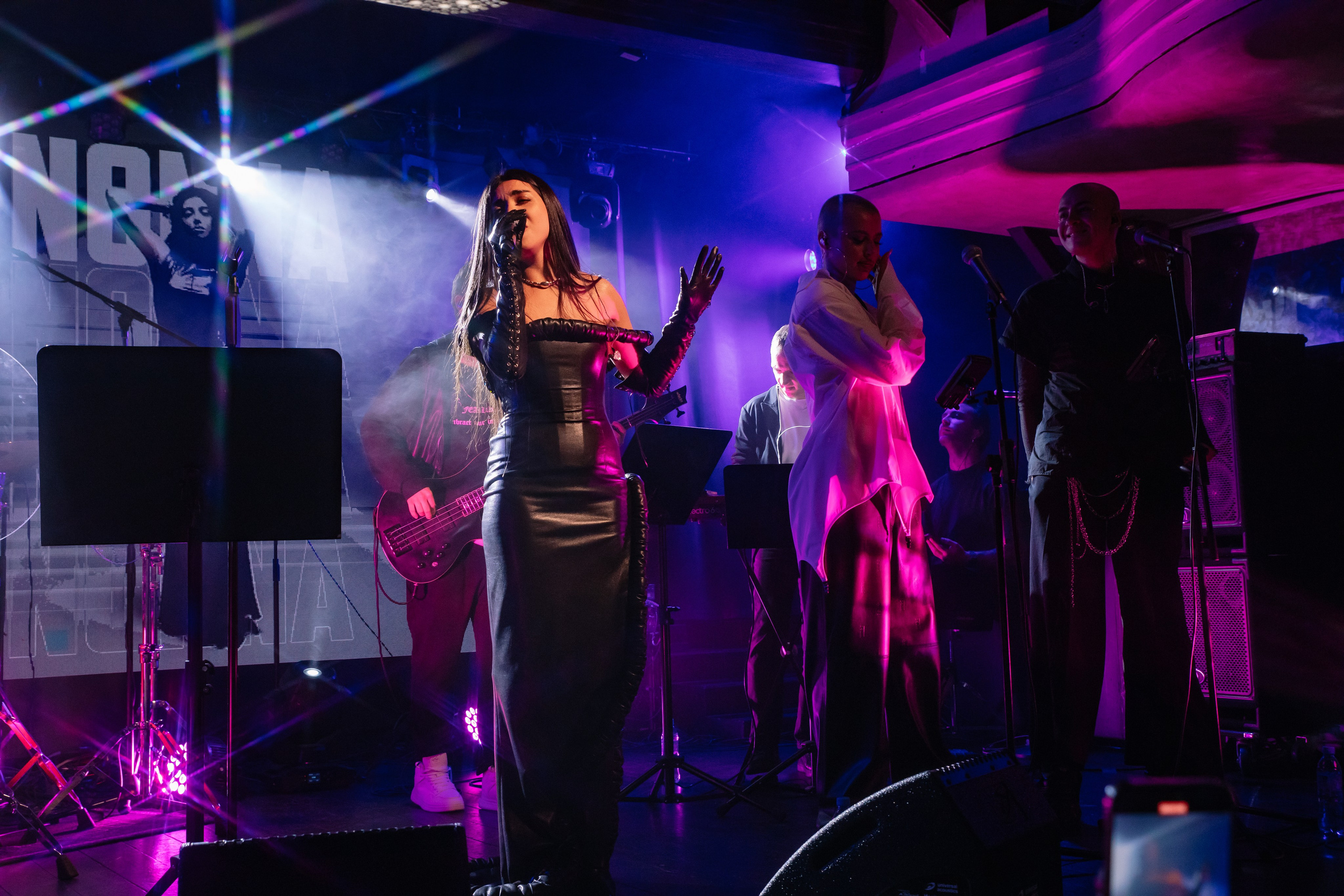 Nonna. Сольный концерт в Magnus Locus. Фотограф в Москве Яна Полосина