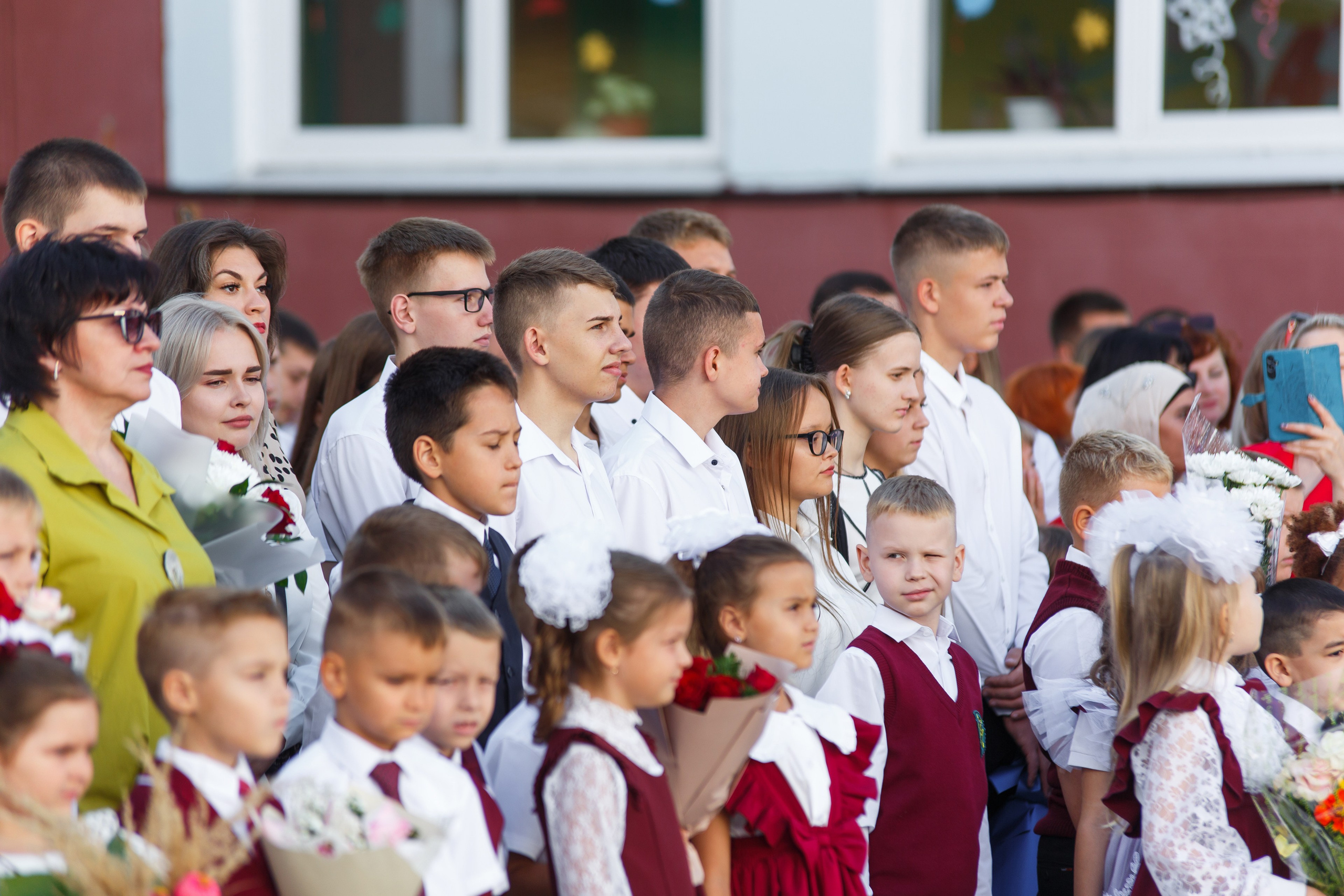 01 СЕНТЯБРЯ 2024 (МБОУ г. Мценска «Средняя школа № 9»). Профессиональный фотограф в Мценске и Орловской области