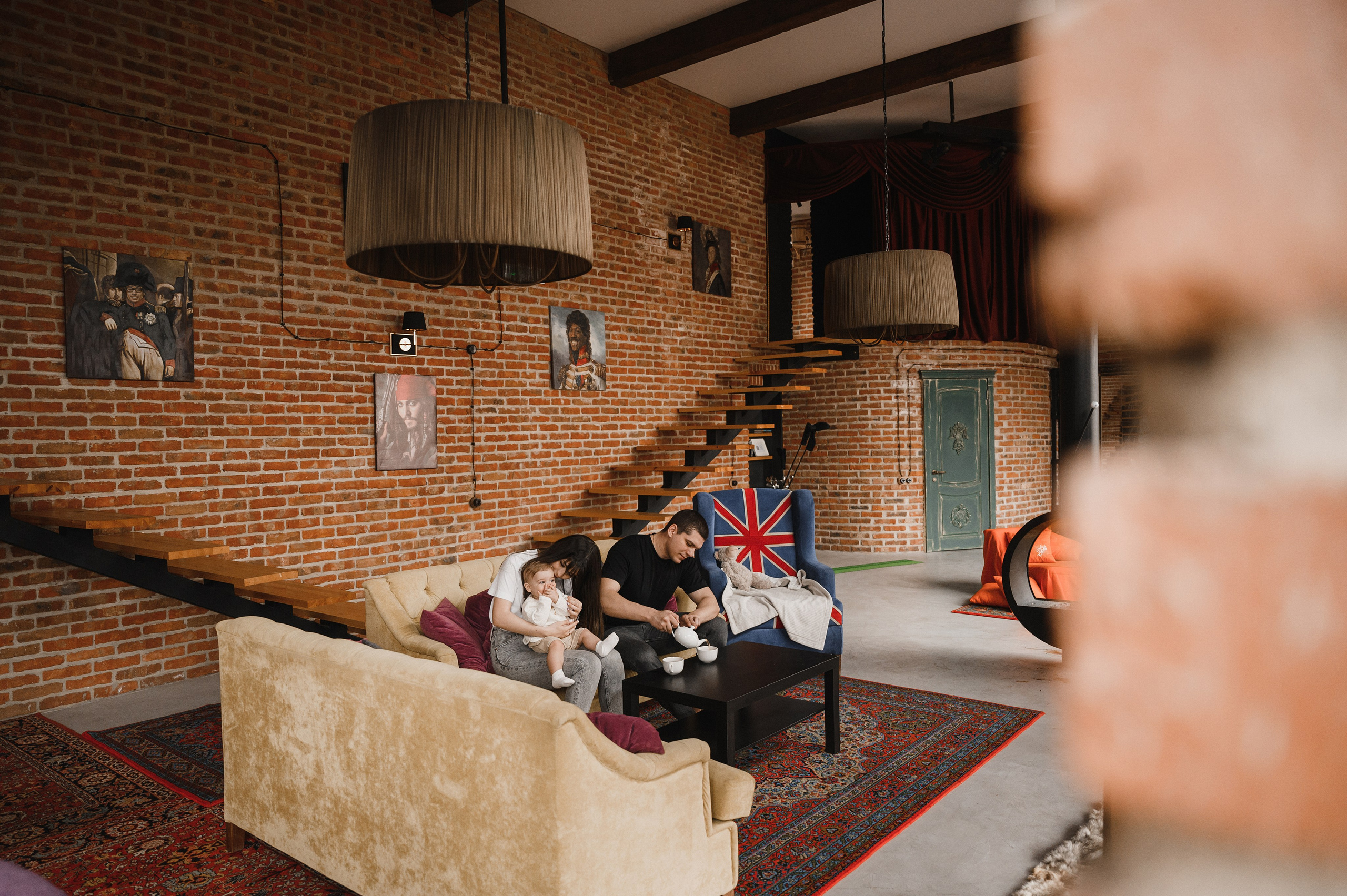 Илья, Вика и Дёма. Свадебный фотограф и видеограф