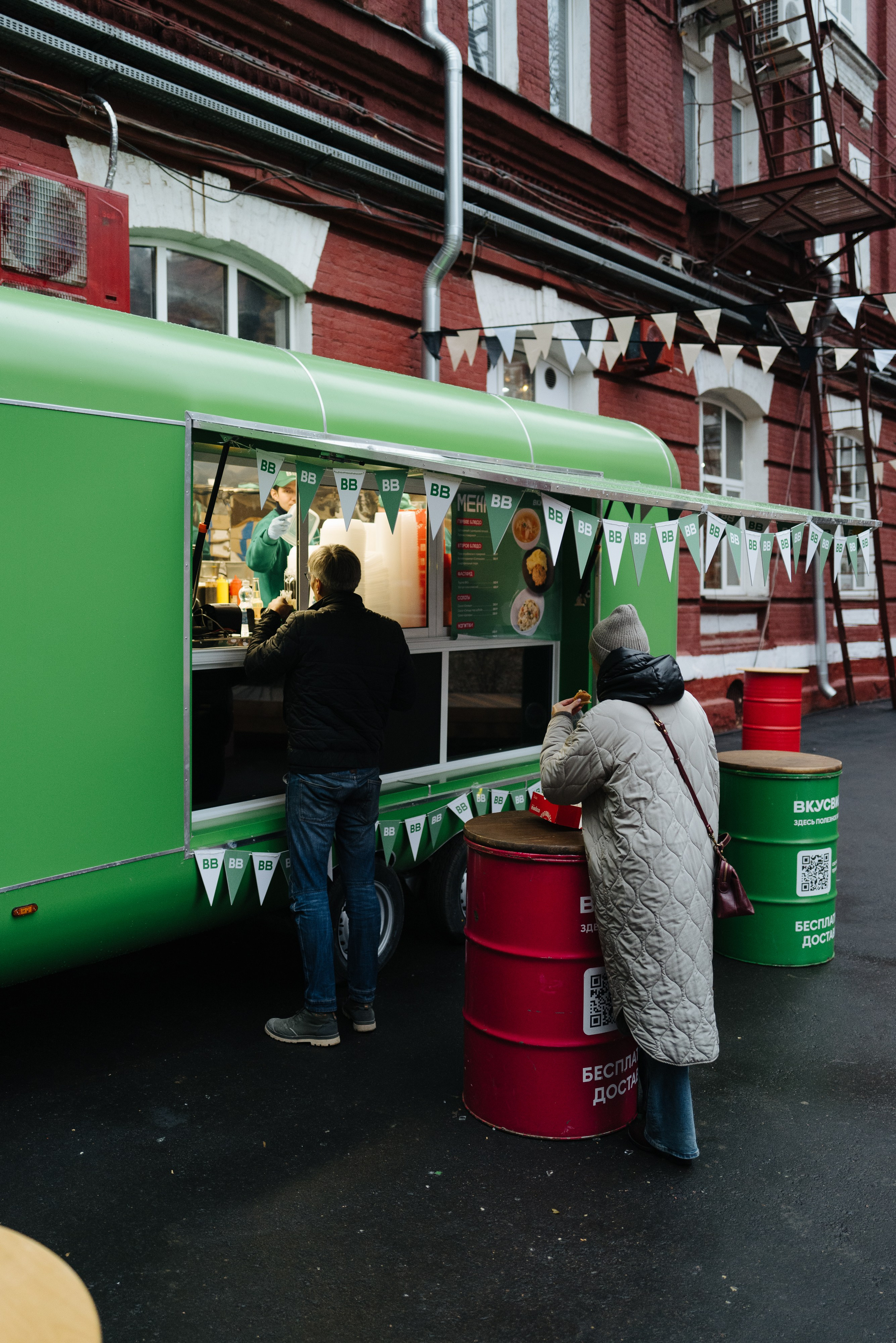 16 ноября 2024 в пространстве «Кристалл» / фото Валерий Белобеев. Фотоотчеты «Ламбада-маркета»