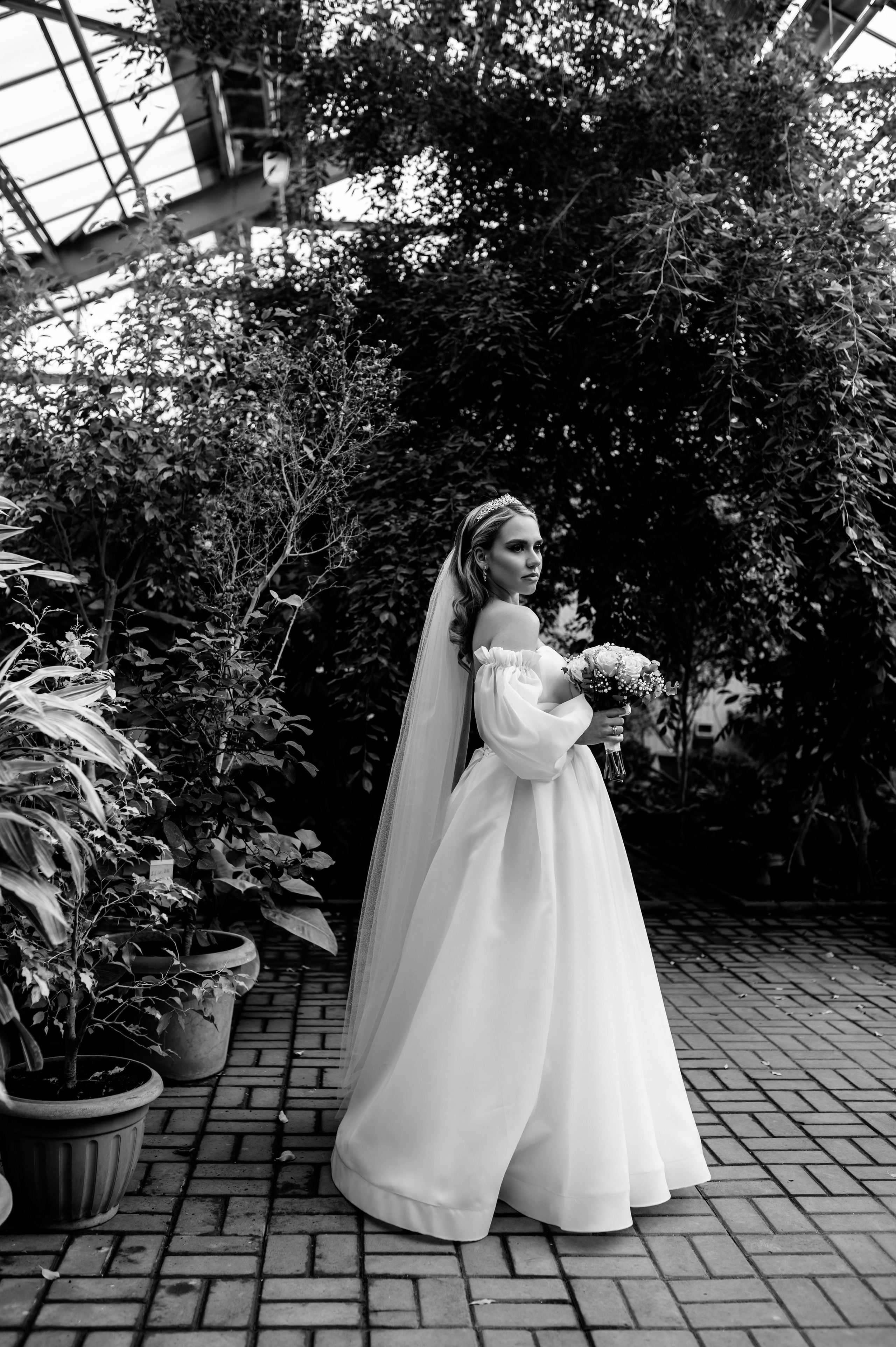 Свадебная фотосессия в фотостудии Аврора зал Эклипс. Семейный и свадебный фотограф в Донецке и Макеевке Дяченко Наталья