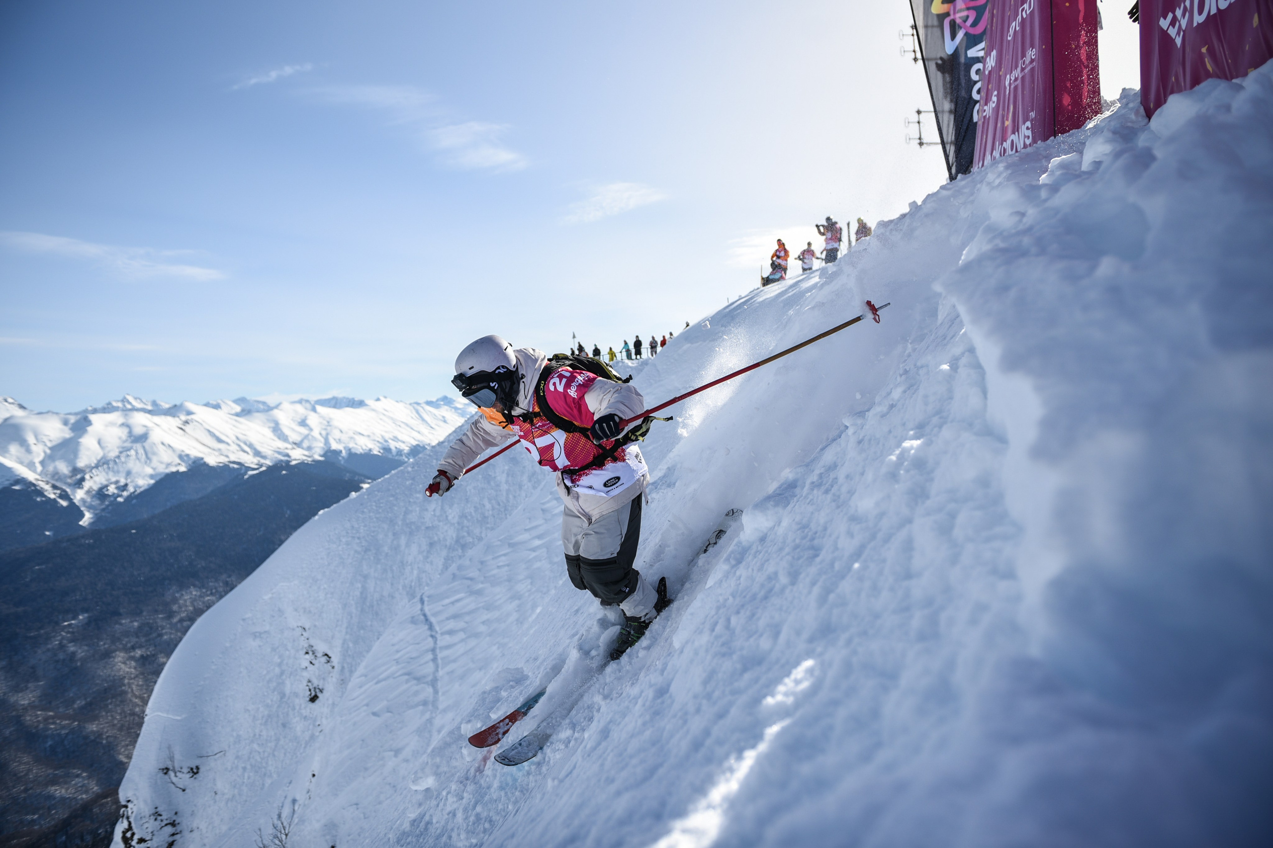 Lifestyle. Anastasia Serdyuk, travel photographer, travel photo, portraits, stories, fineart prints